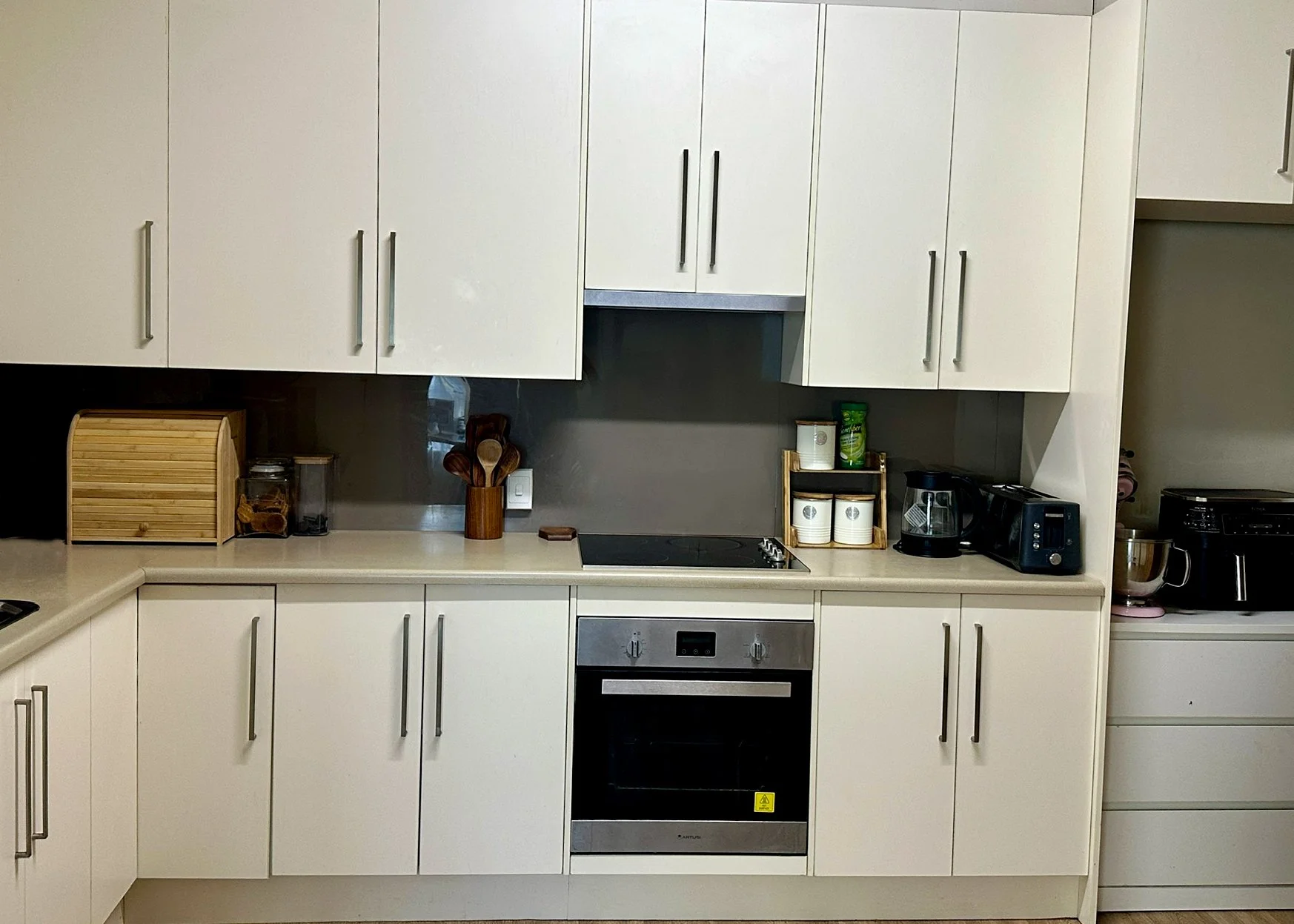 kitchen6.JPG
