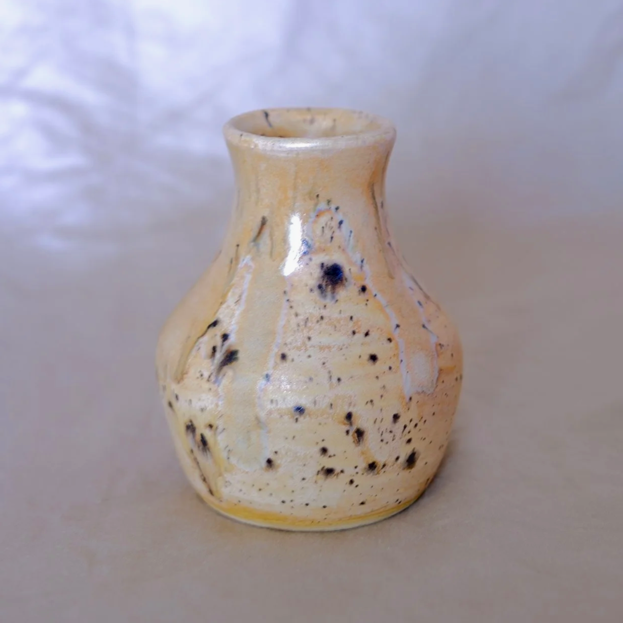 sandstone mini bud vase