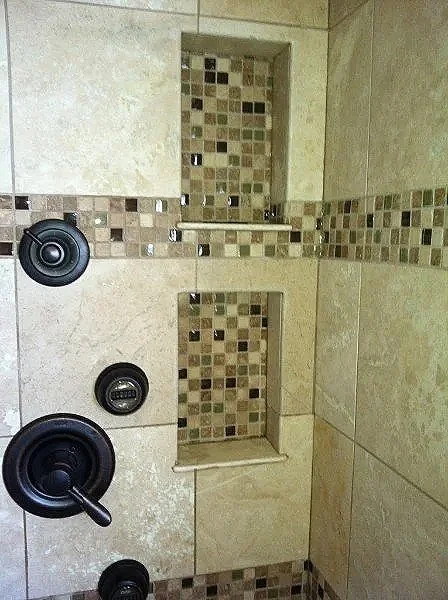 Bathroom+Previous+III.jpg