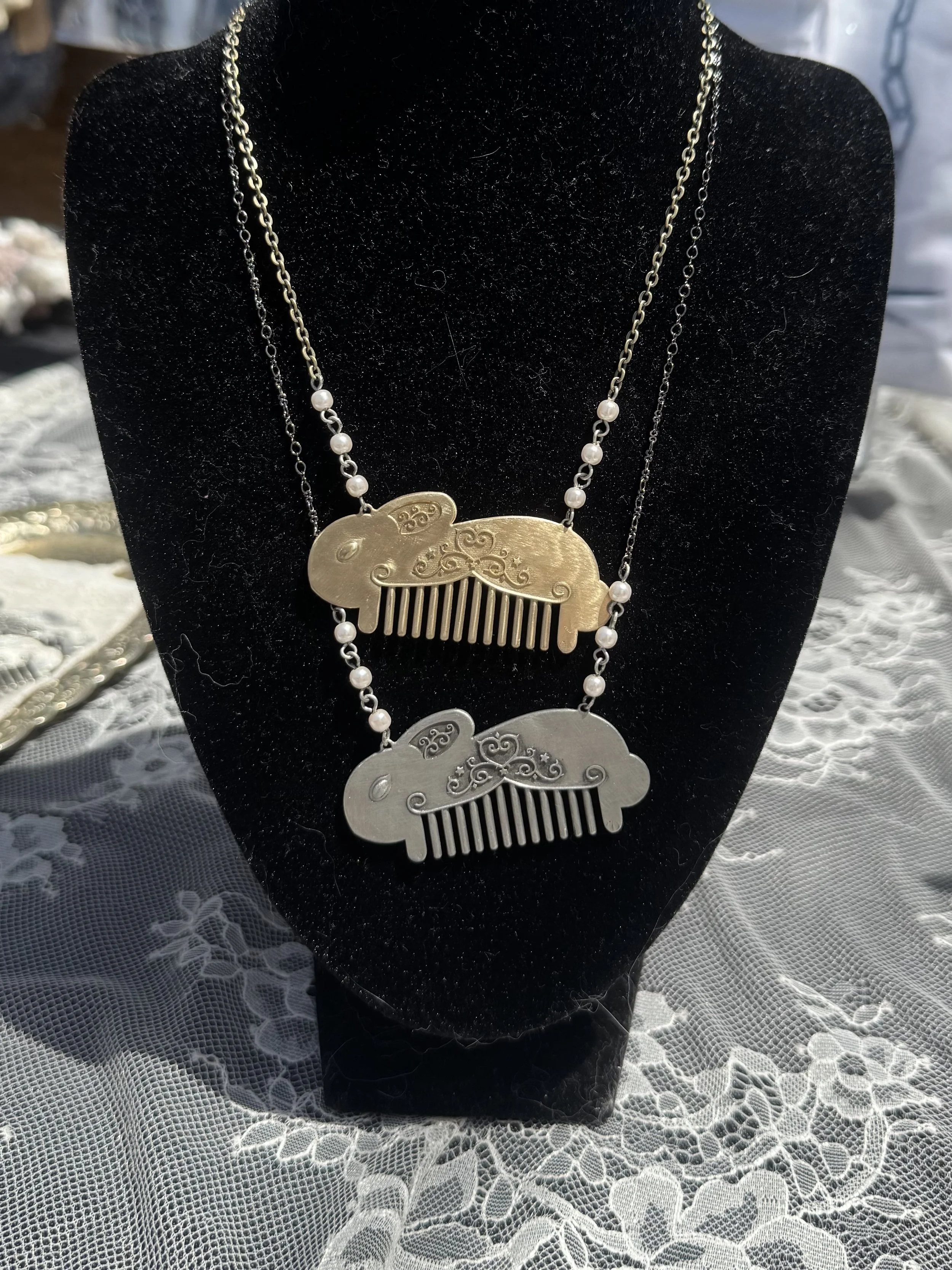 Hare Comb Necklace