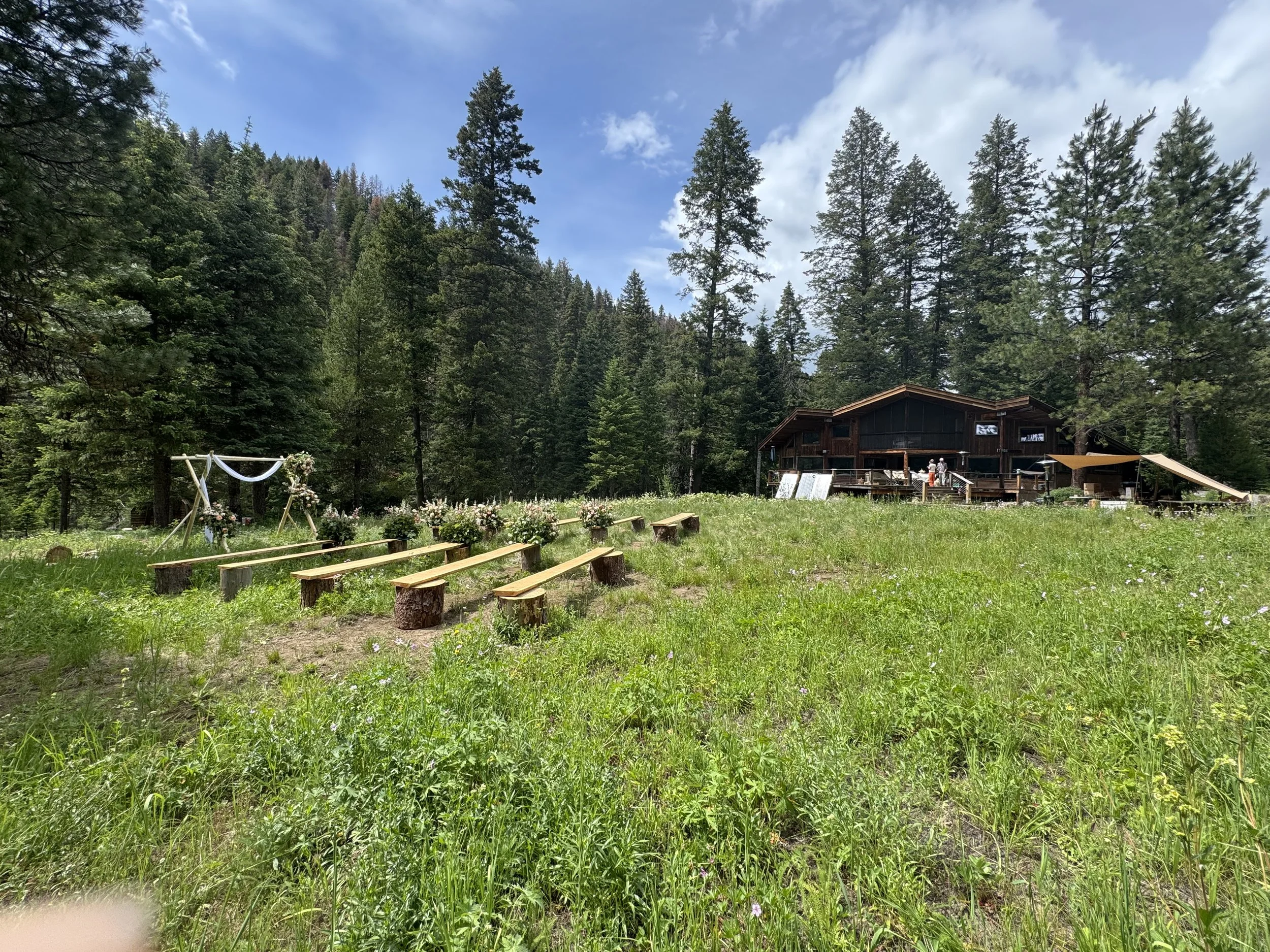 Main Lodge at Goose Creek Haven, set up for a wedding ceremony.