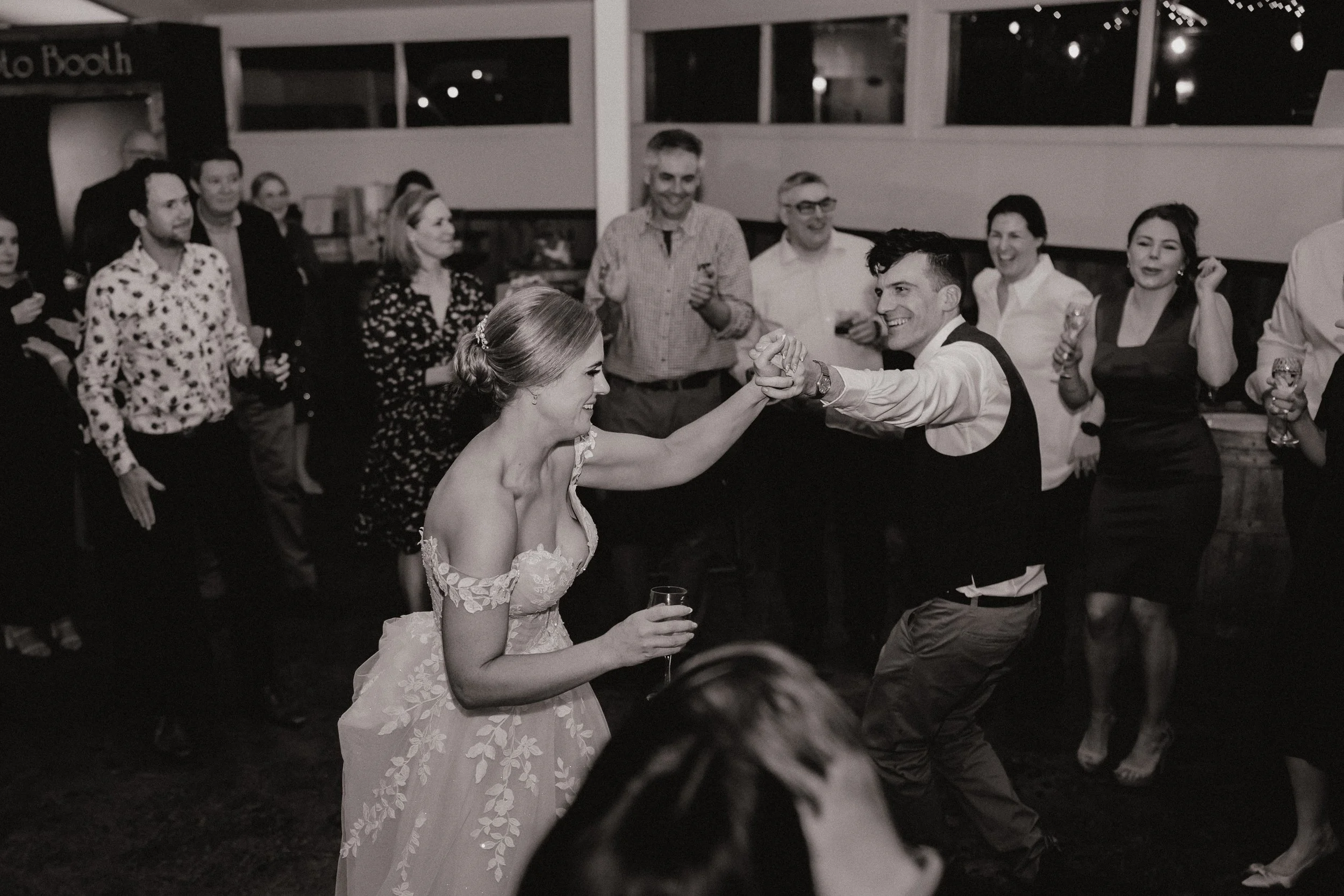 the ultimate guide to wedding receptions