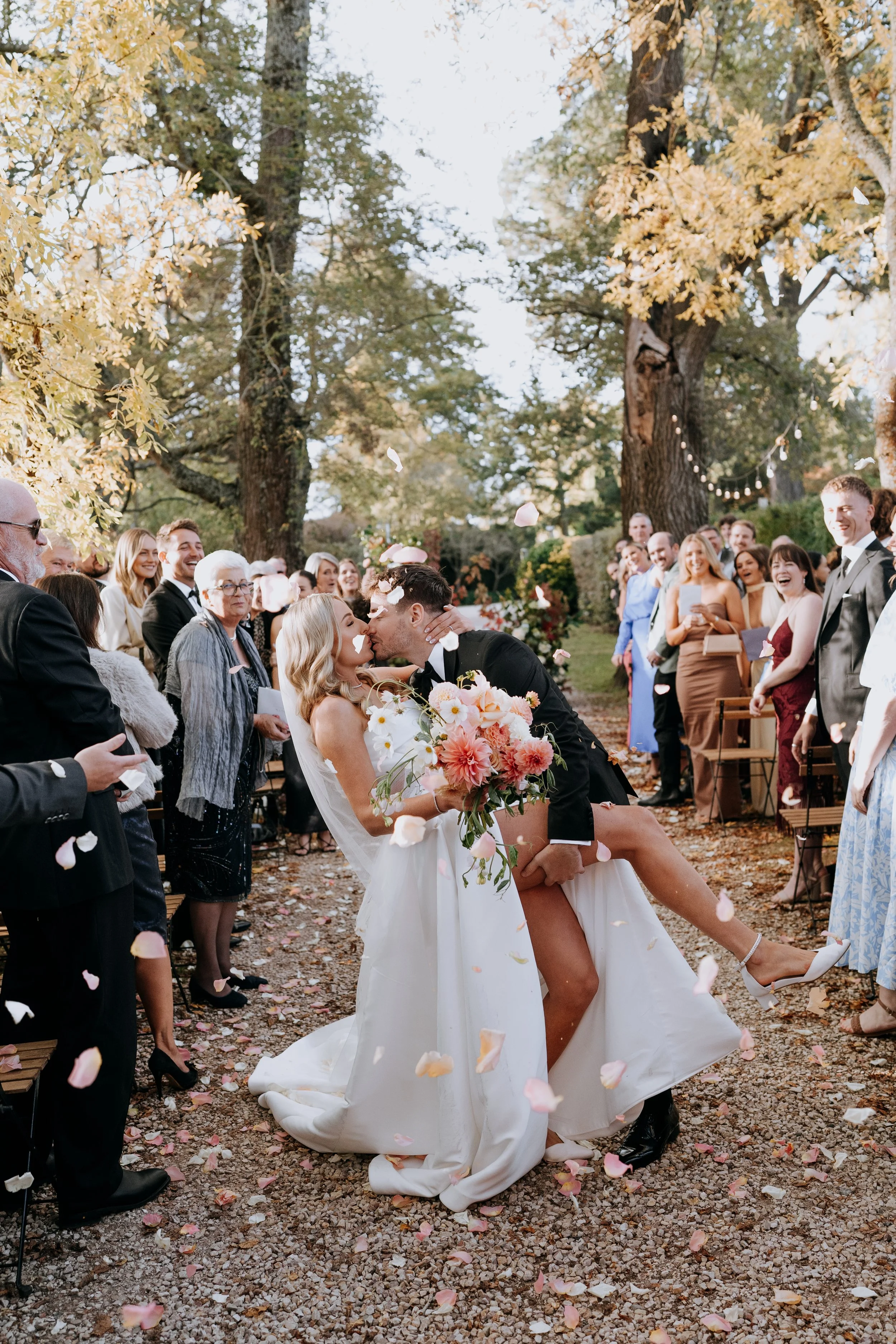 fun relaxed melbourne wedding celebrant delivering personalised light and heartfelt marriage ceremonies that are engaging and not boring.