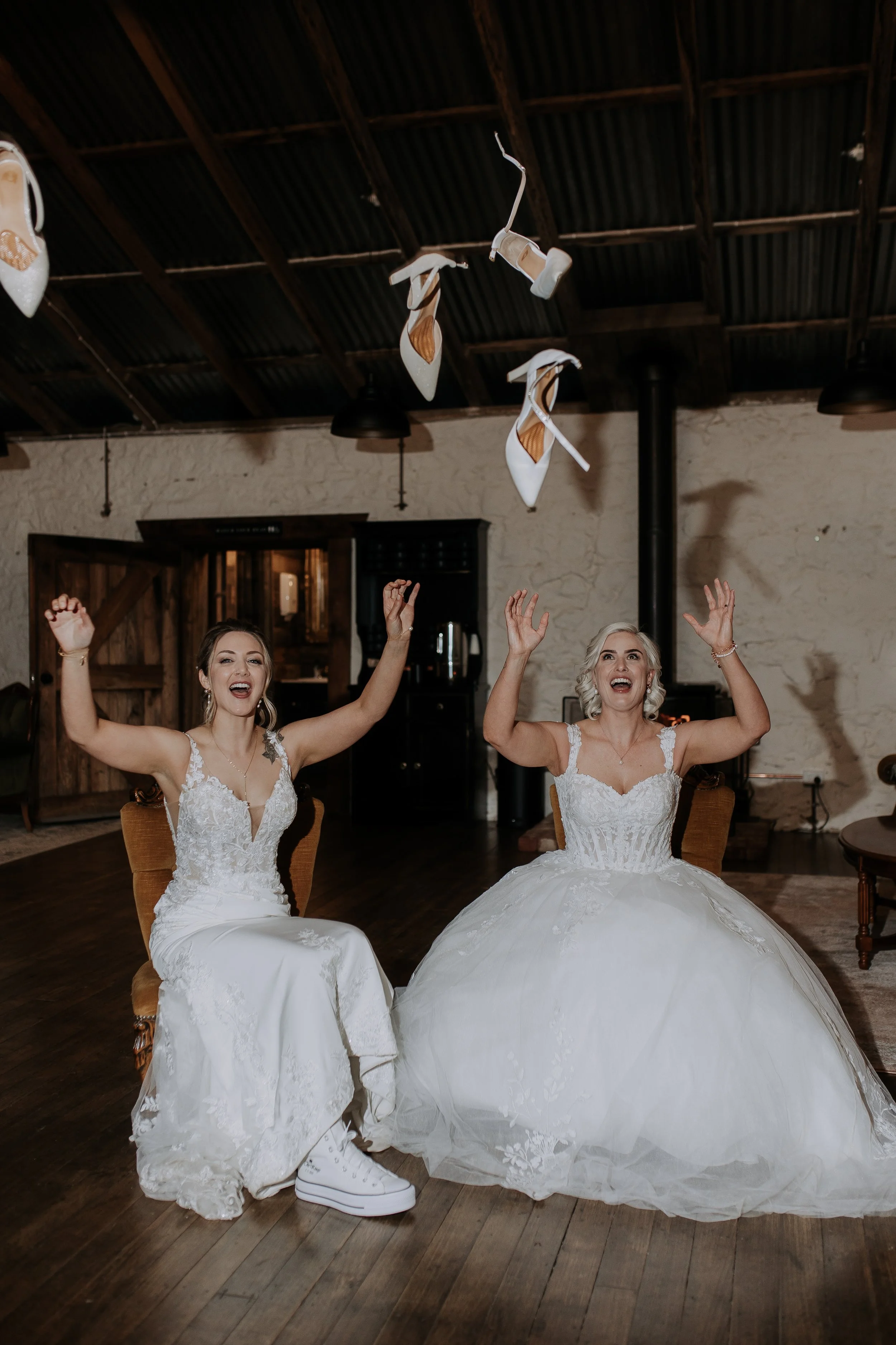 fun relaxed melbourne wedding celebrant delivering personalised light and heartfelt marriage ceremonies that are engaging and not boring.