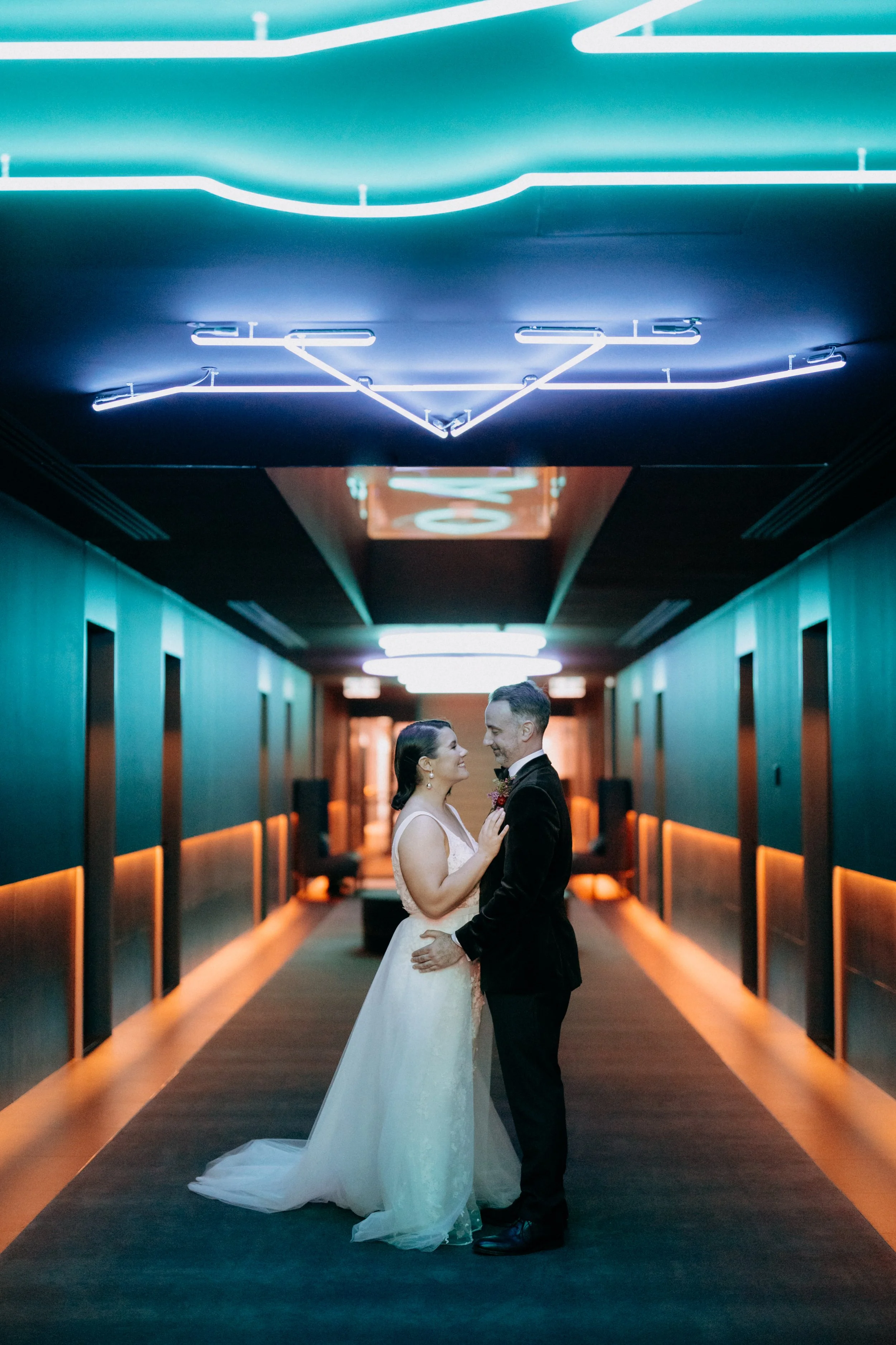 fun relaxed melbourne wedding celebrant delivering personalised light and heartfelt marriage ceremonies that are engaging and not boring.