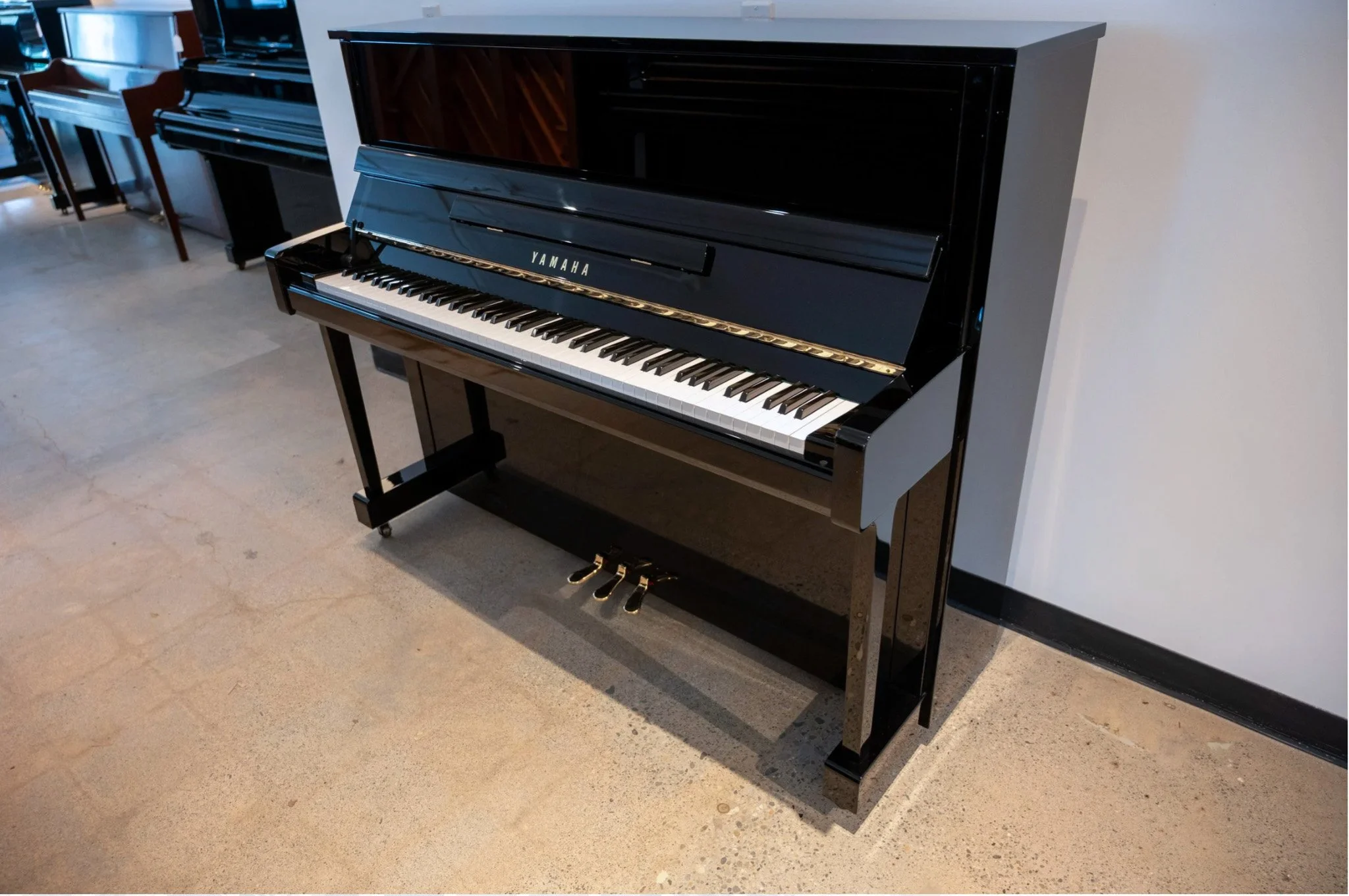 Yamaha B3-14.jpg