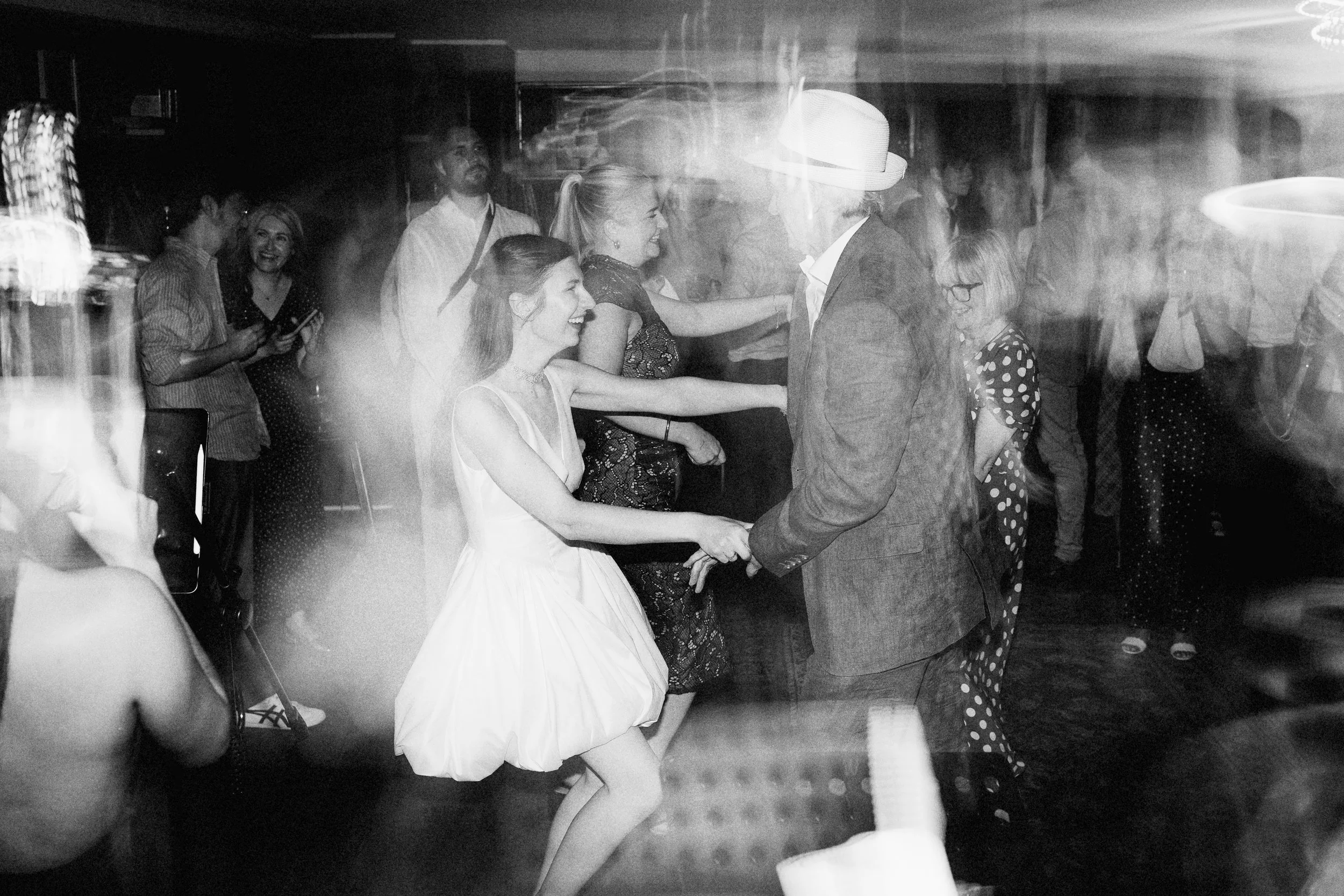 04-dancing-1.jpg