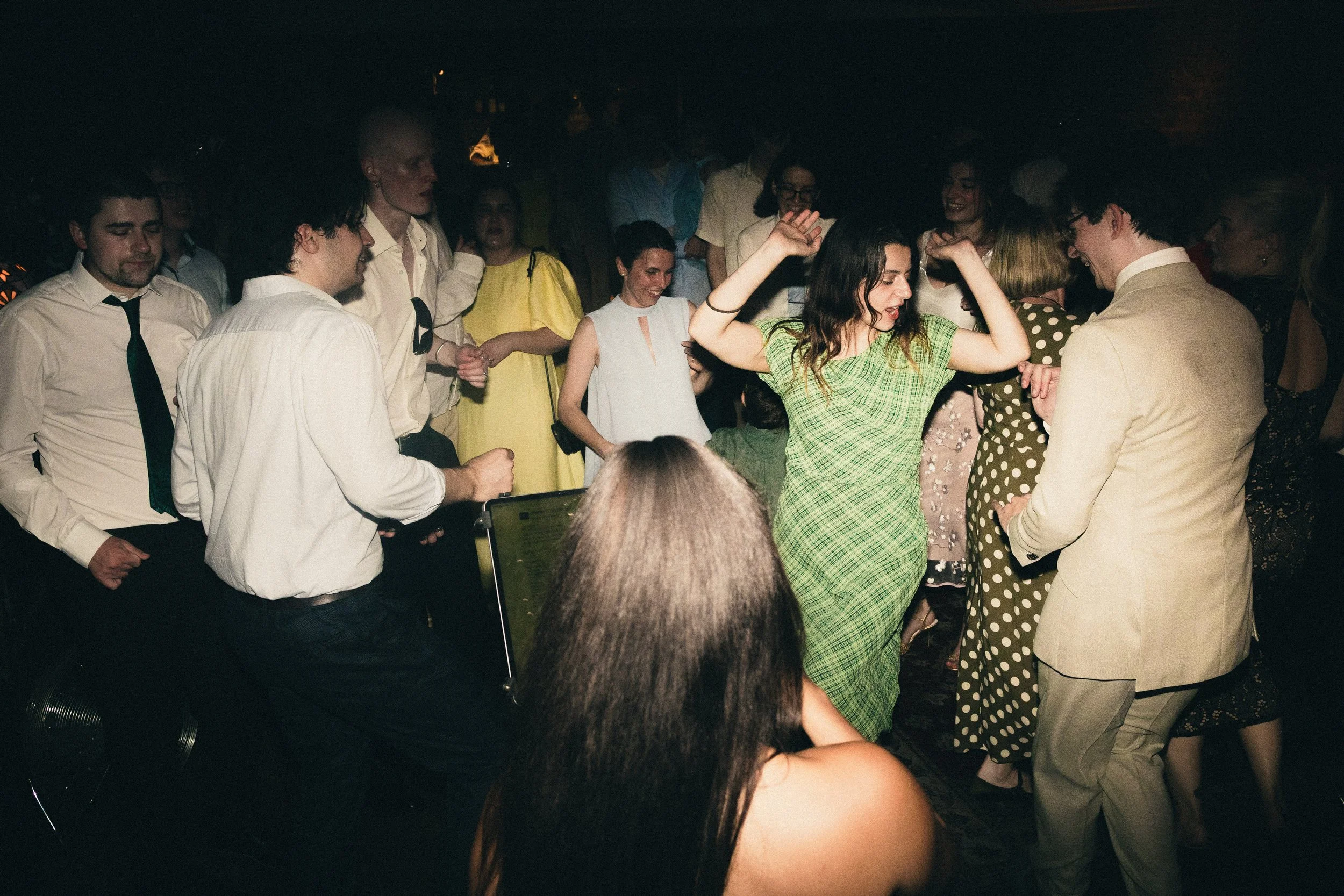 04-dancing-27.jpeg