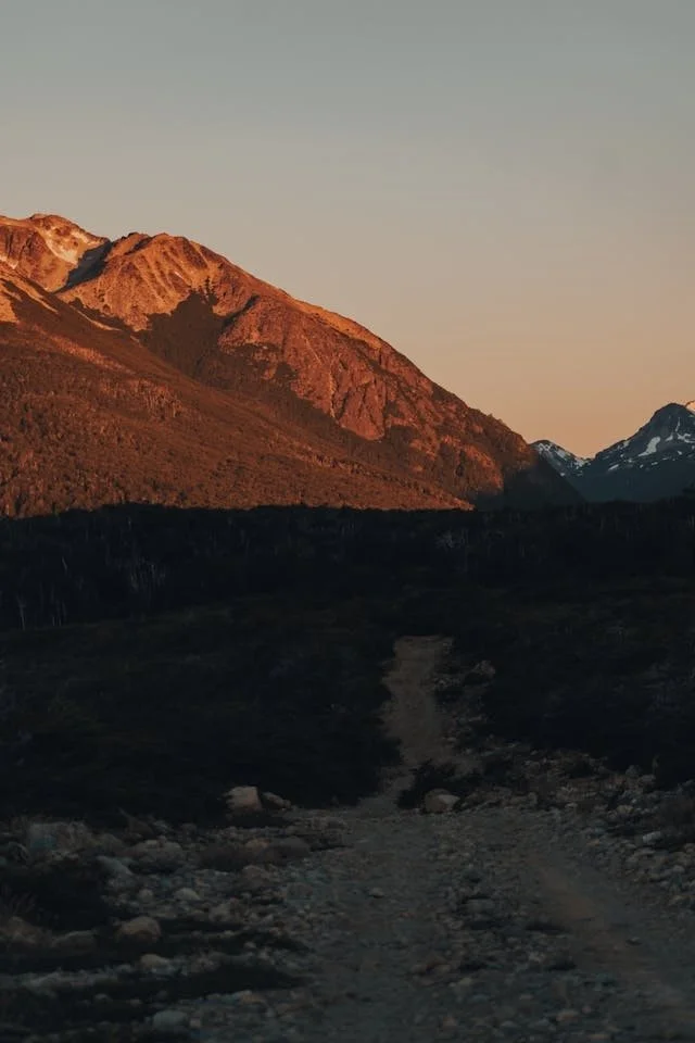 mountain with sunlight making it reddish