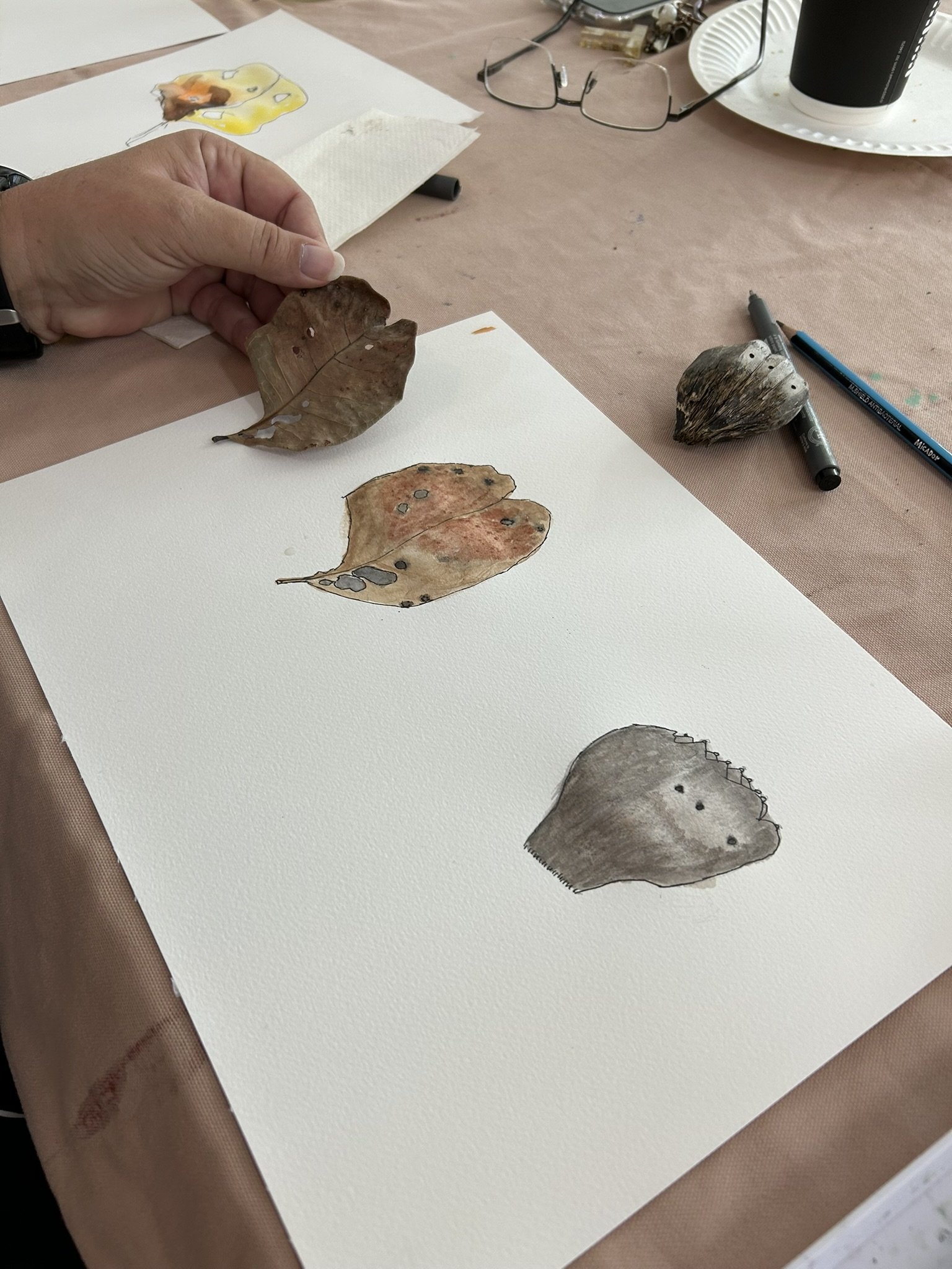Kylie-Harries_Gayundah-mural-artists_Workshop (13).JPEG