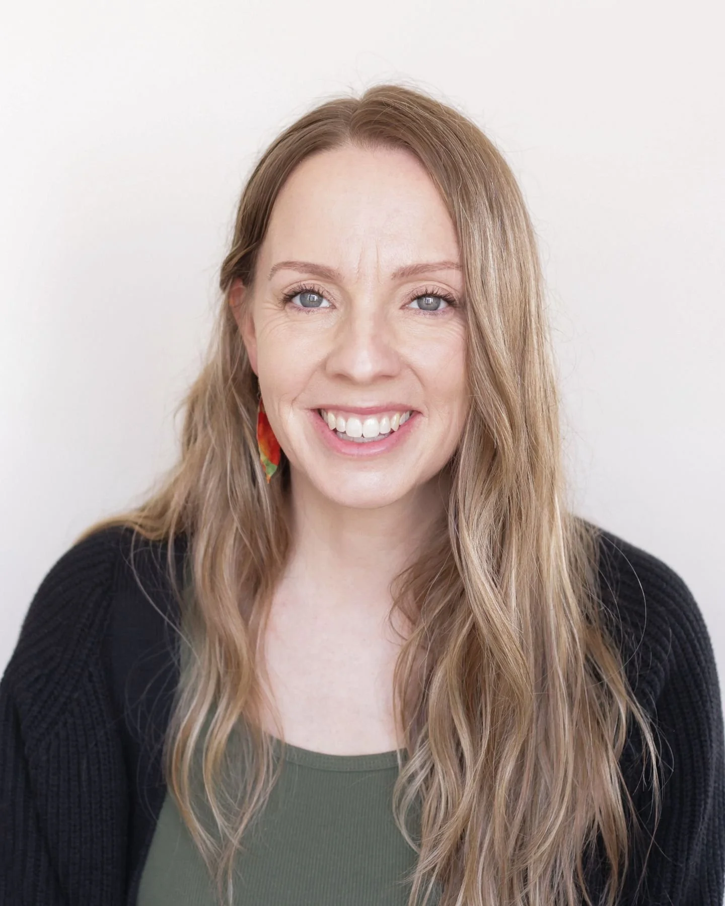Karen Veinot therapist tender roots therapy