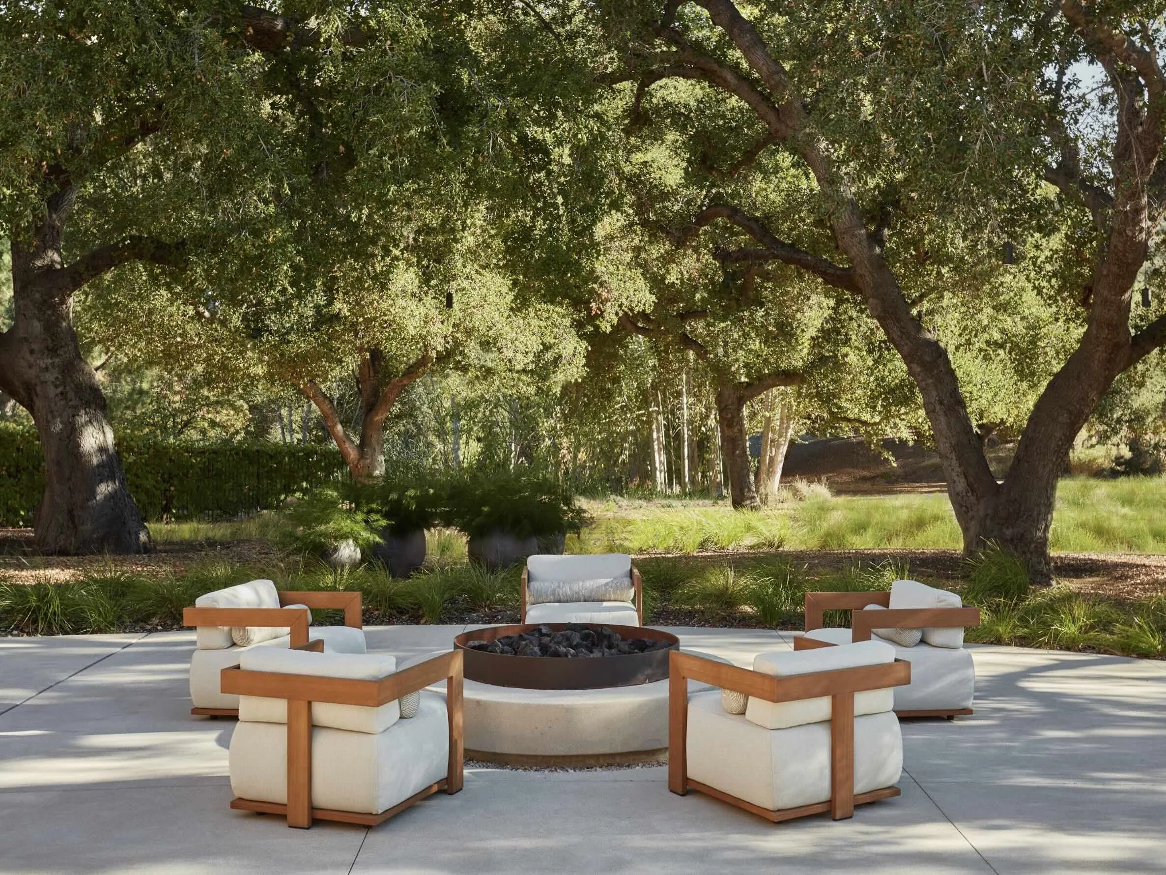 HL 132-meridiani-claud-open-air-armchair-former-estate-will-smith-pool-design.jpeg