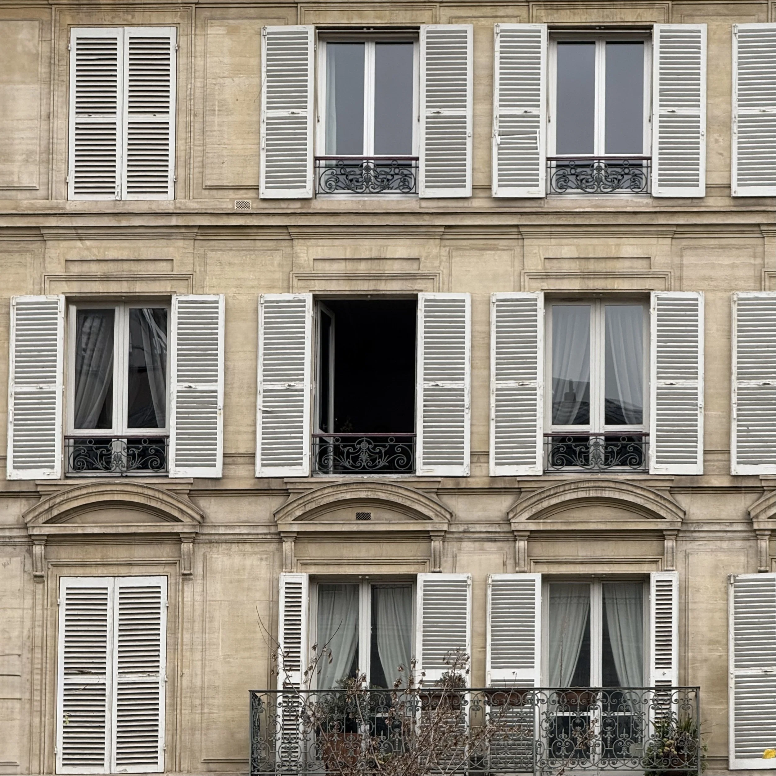 The Soloist Lands in Paris