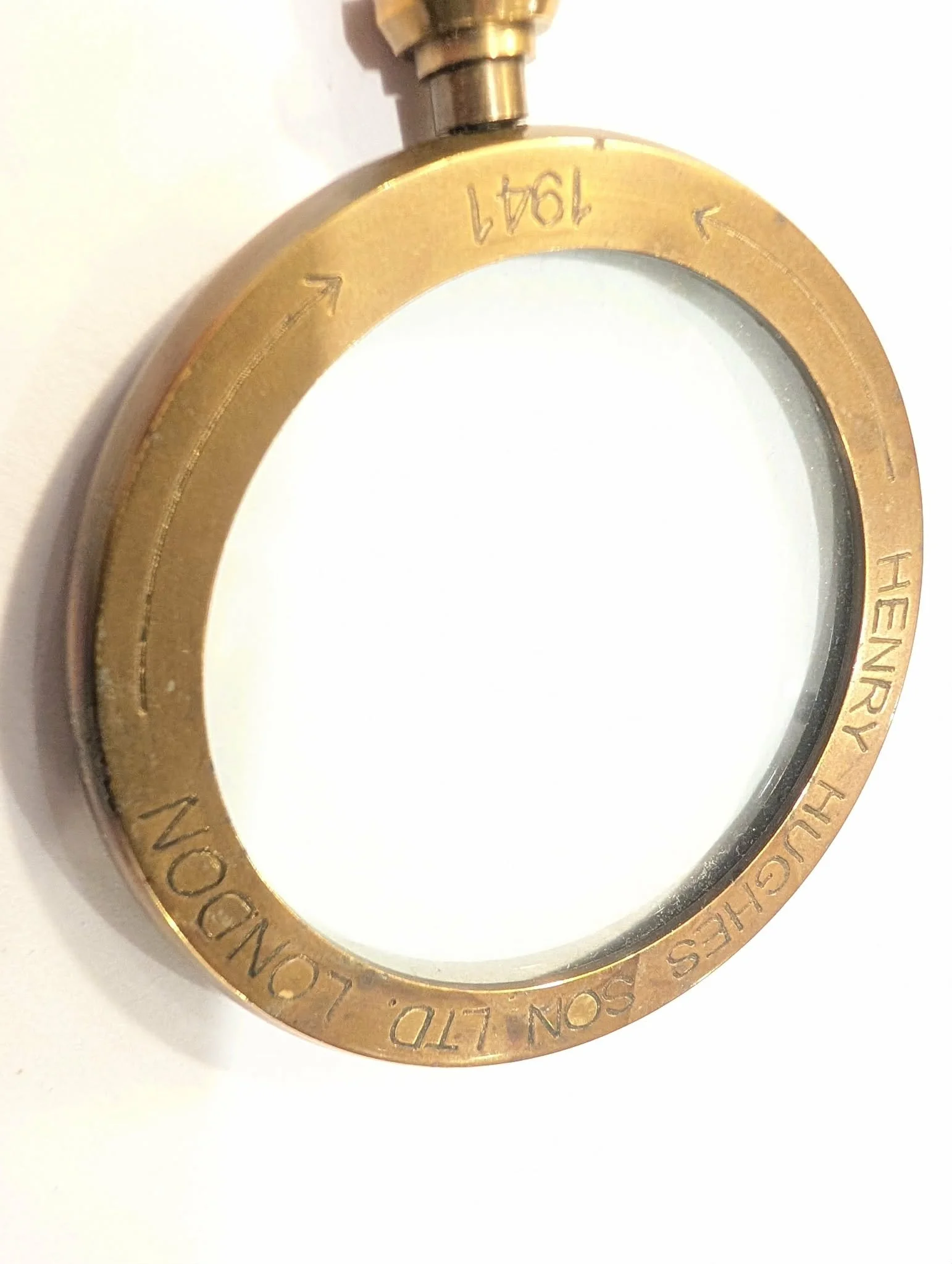Vintage style 1941 Brass Magnifying Glass