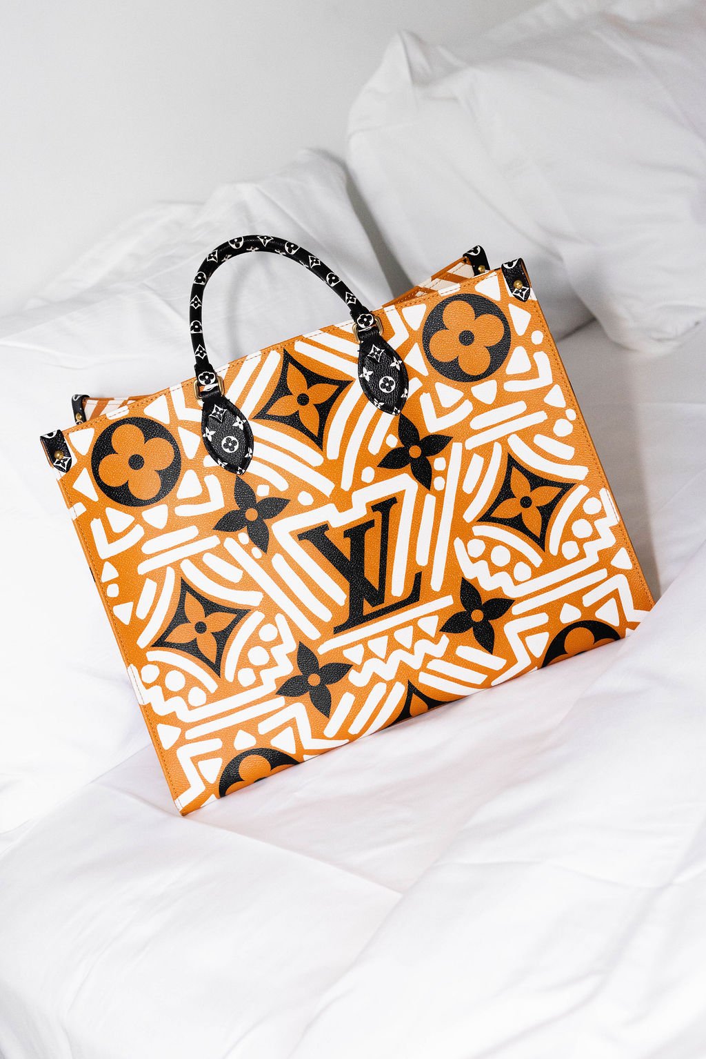 Louis Vuitton OnTheGo Limited Edition Monogram Giant Tote Bag