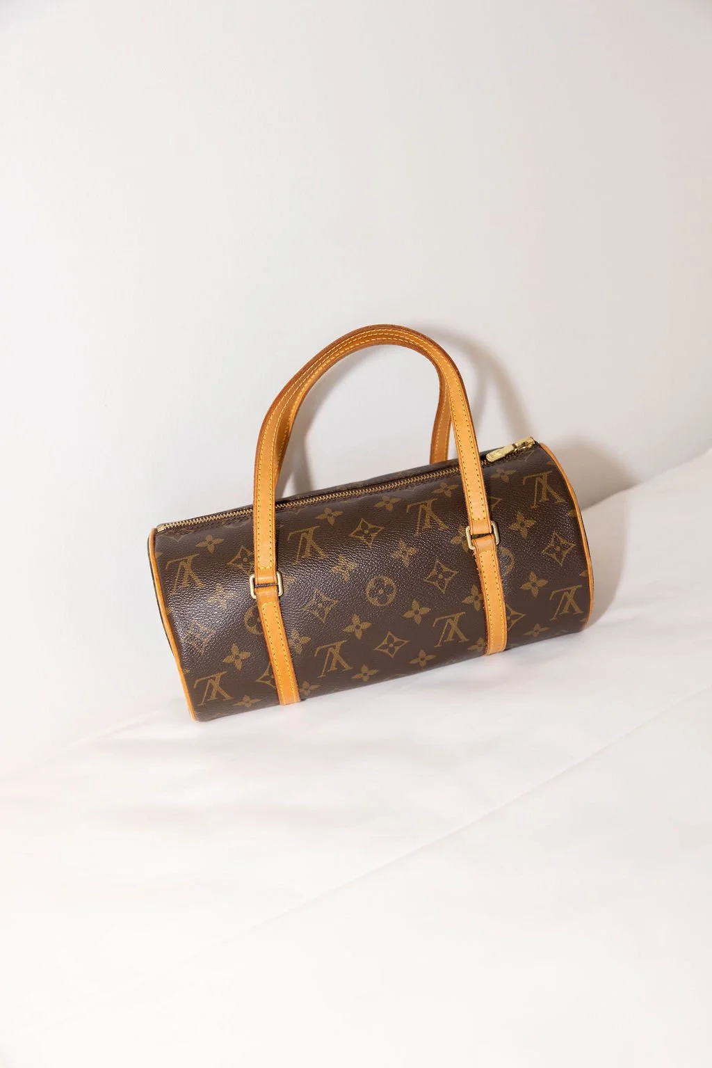 Louis Vuitton Papillon 26 Handbag