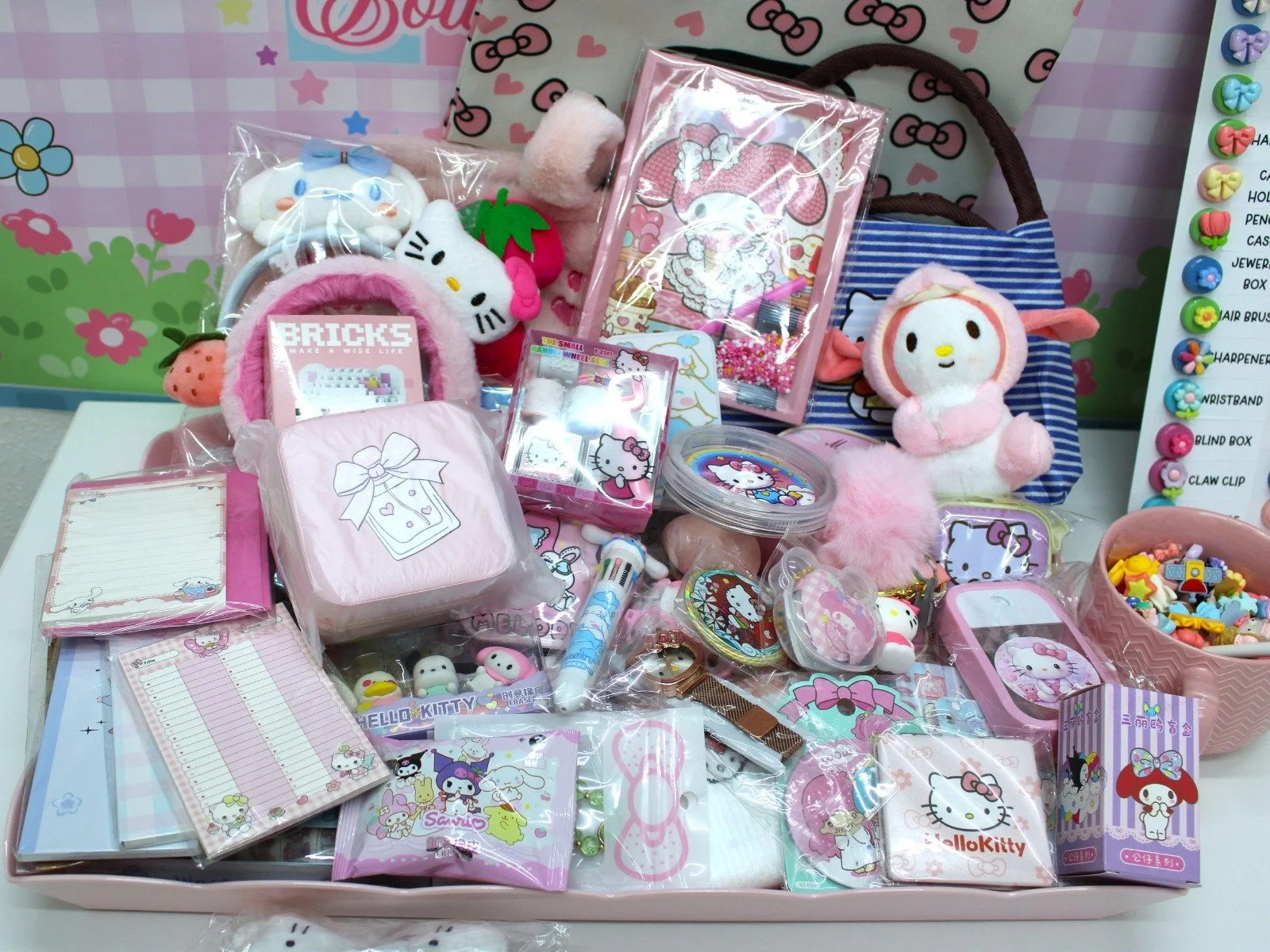 5 lucky scoops + 5 bonus gifts