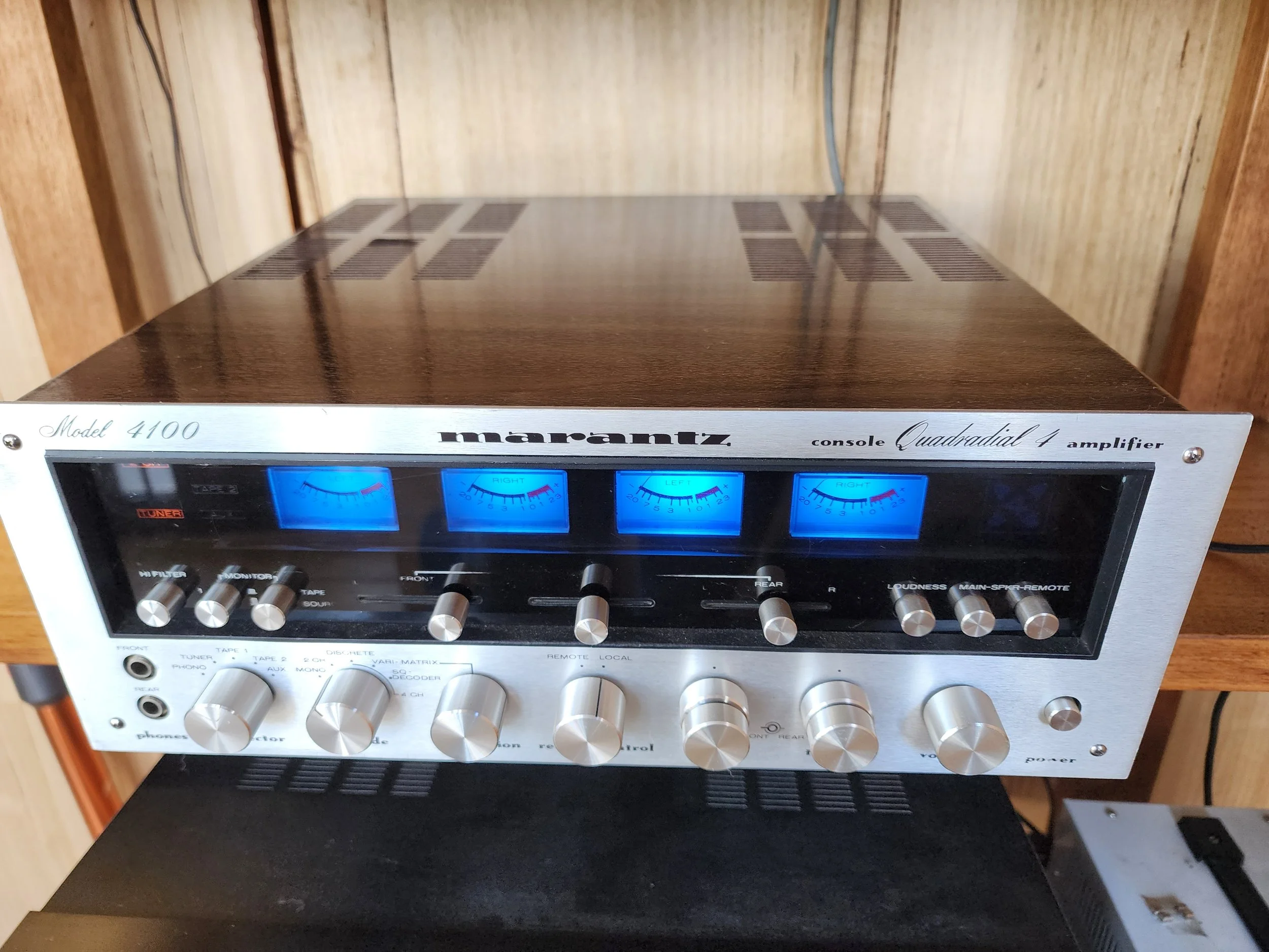 Marantz Quadraphonic Model 4100 Amplifier