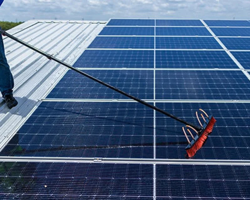 5x4-service-solar-cleaning.jpg