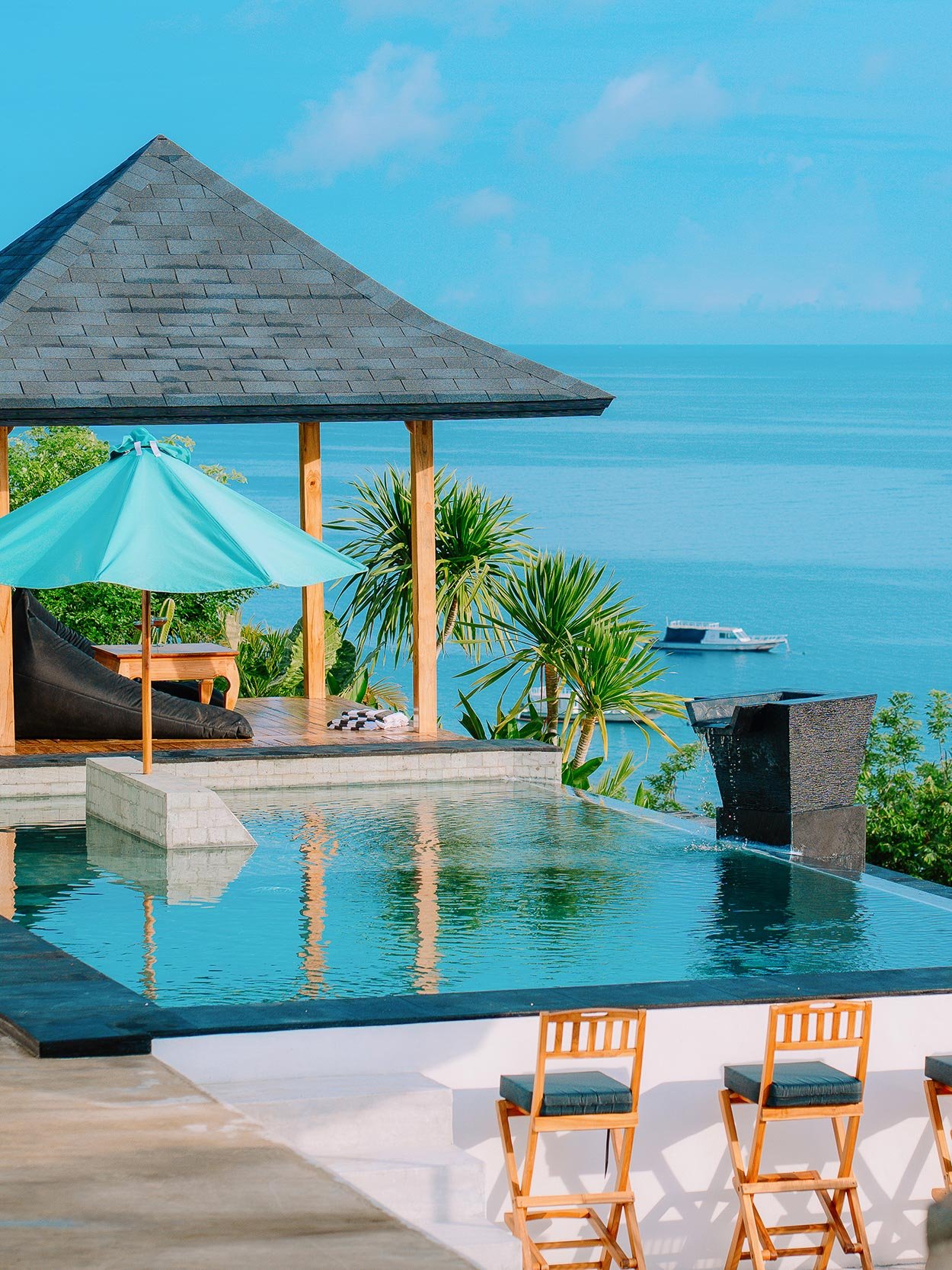 Pinnacle-Villa-Lombok-Outdoor-Infinity-Pool-1-Portrait.jpg