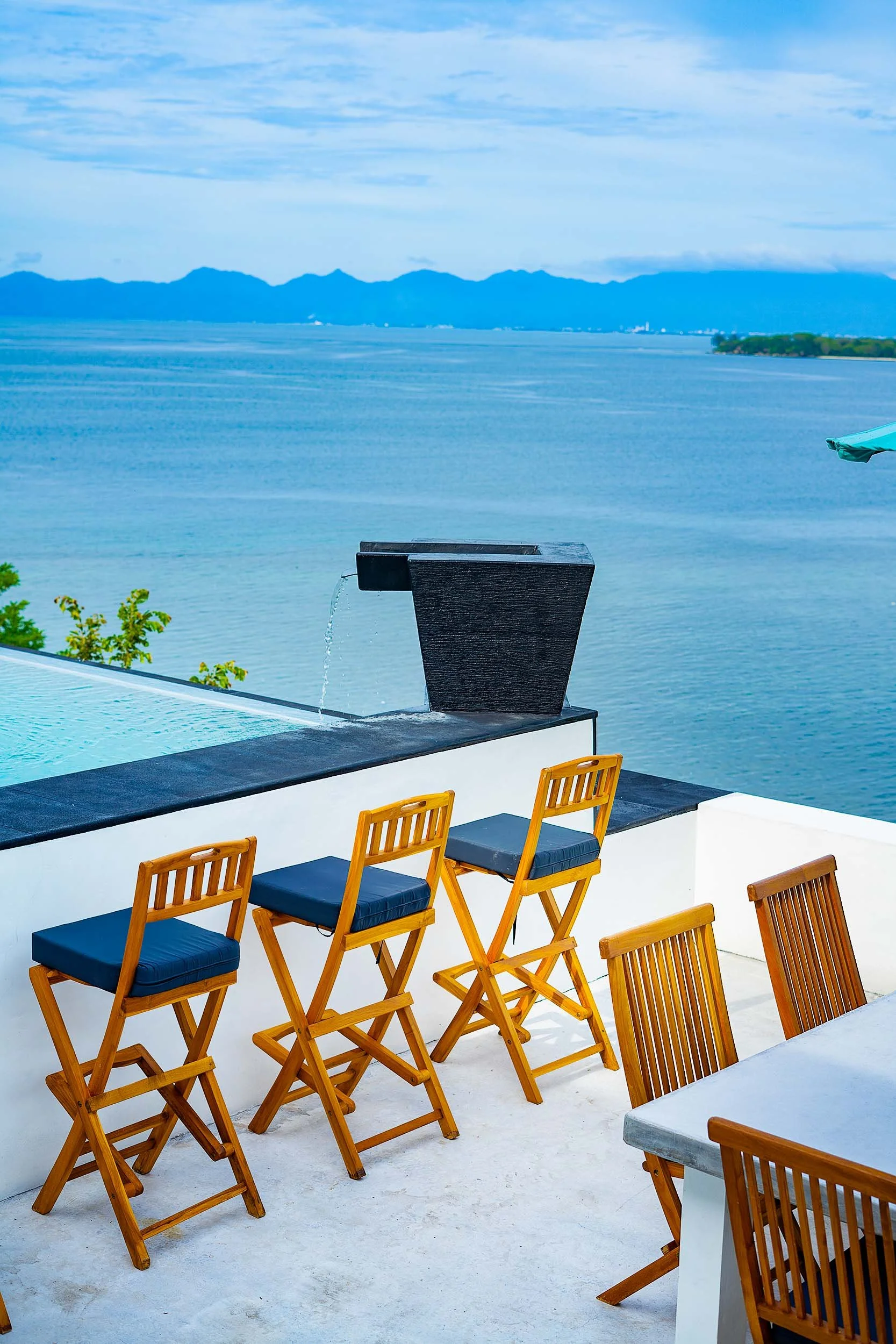 Pinnacle-Villa-Lombok-Outdoor-Dining-3.jpg