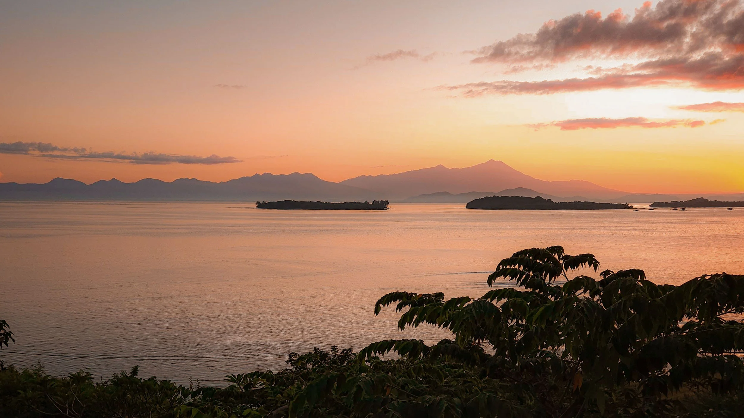 Pinnacle-Villa-Lombok-Aerial-Villa-Sunset-8-Patio-View.jpg