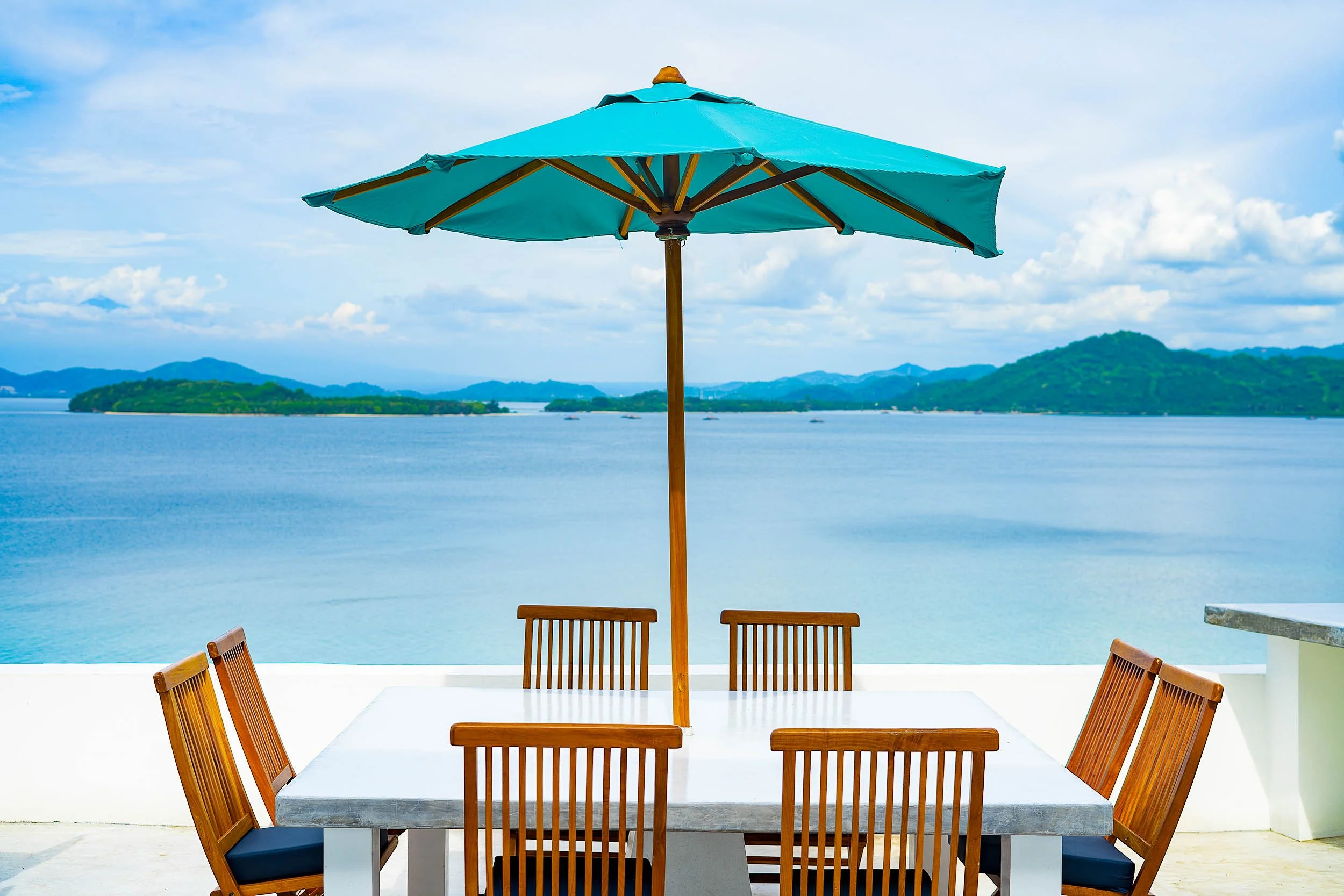 Pinnacle-Villa-Lombok-Outdoor-Dining-2.jpg