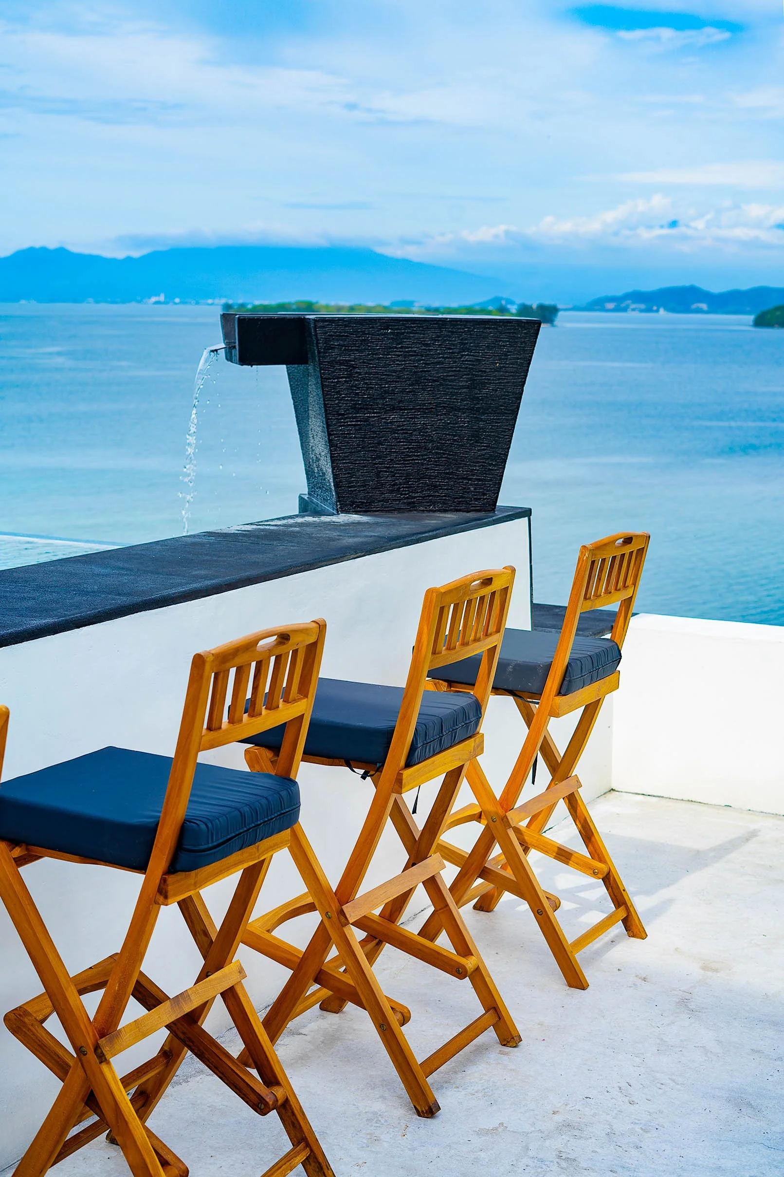 Pinnacle-Villa-Lombok-Outdoor-Dining-4.jpg