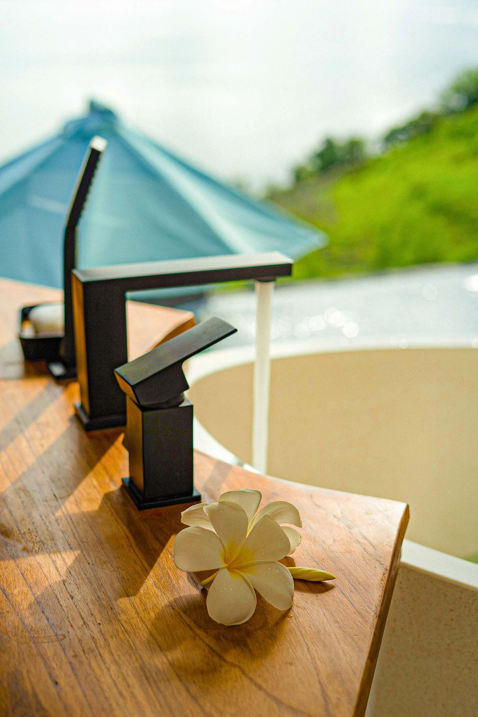 Pinnacle-Villa-Lombok-Bedroom-1-Main-Ensuite-16.jpg