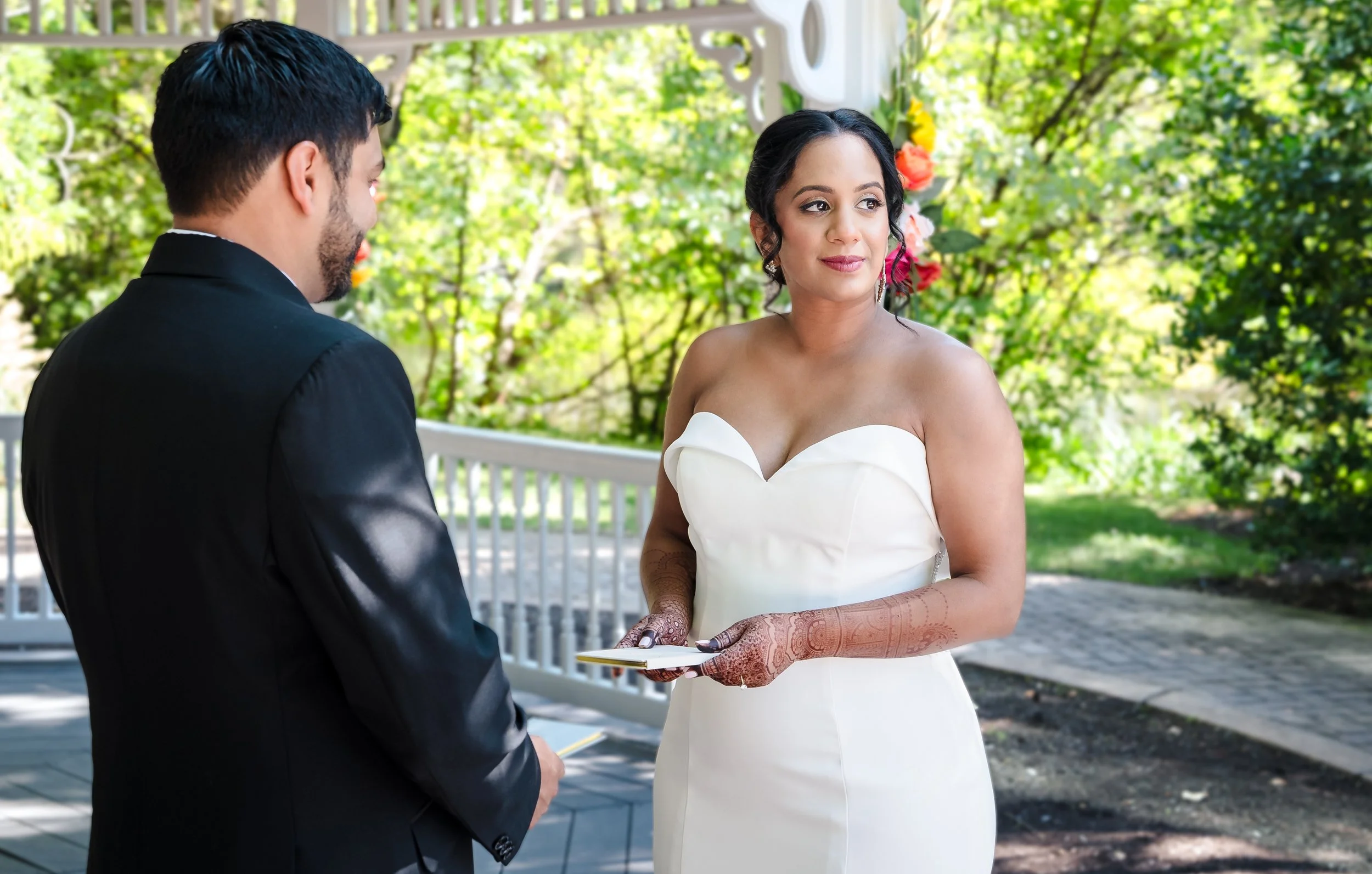 THE IDEAL WEDDING PHOTOGRAPHY TIMELINE: A STEP-BY-STEP PLANNING GUIDE