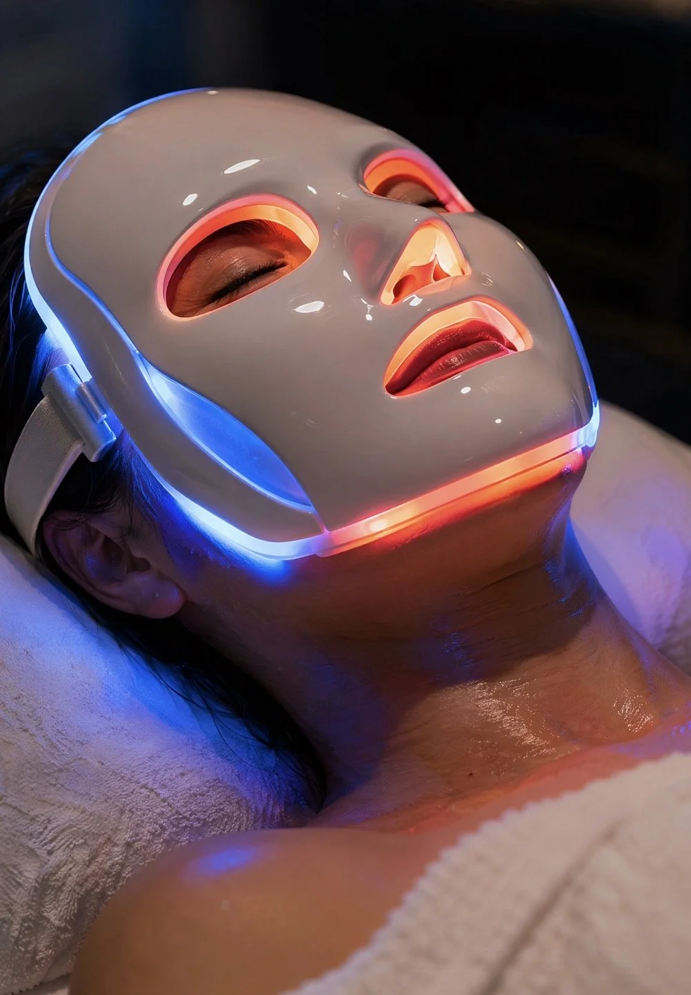 LED Therapy Facial - cleanse, hydration mask included