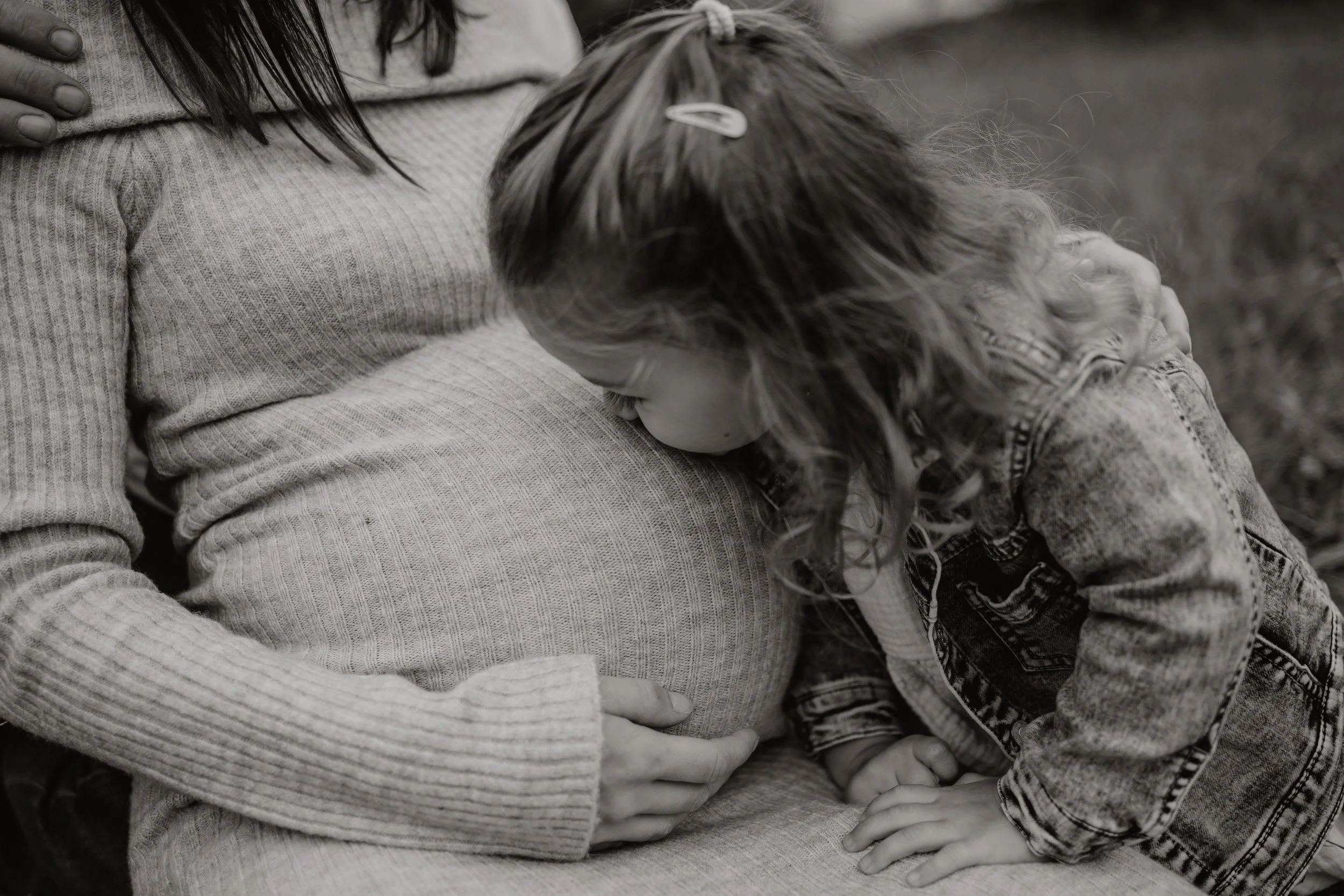 Těhotenské 2025 - Nikola fotografka (32).jpg