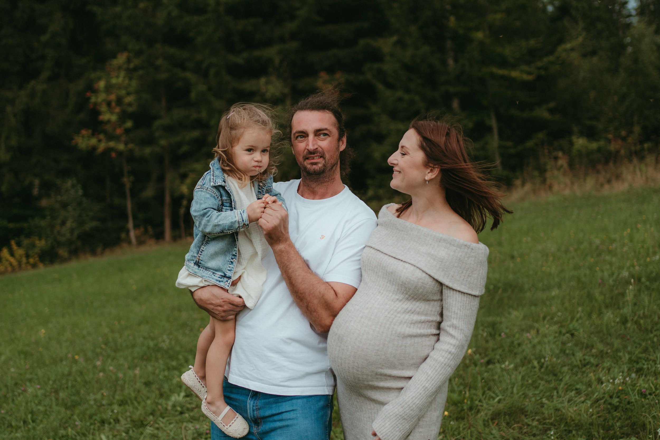 Těhotenské 2025 - Nikola fotografka (50).jpg