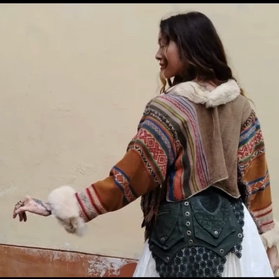 Handwoven Zee Jacket in natural