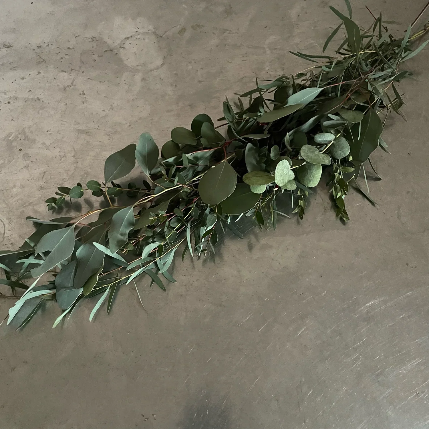 Garland, 8-10cm wide, £35 per meter