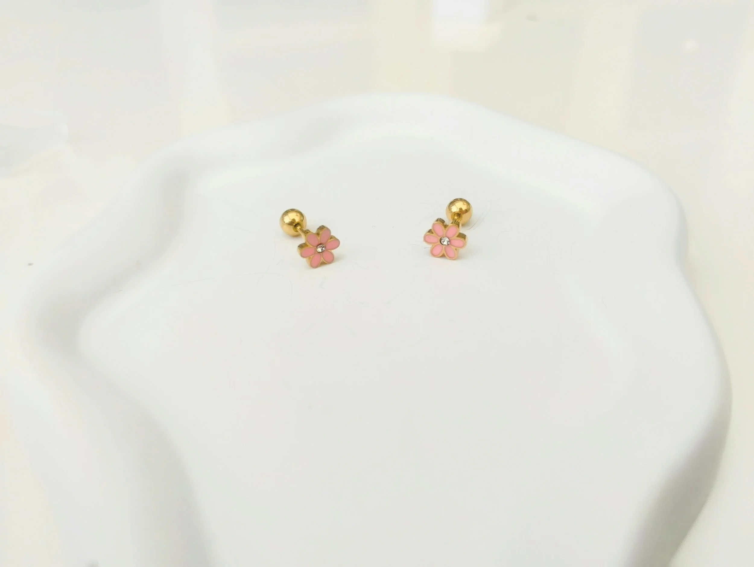Vibrant Flower 304 Stainless Steel 18K Real Gold Zircon Plated