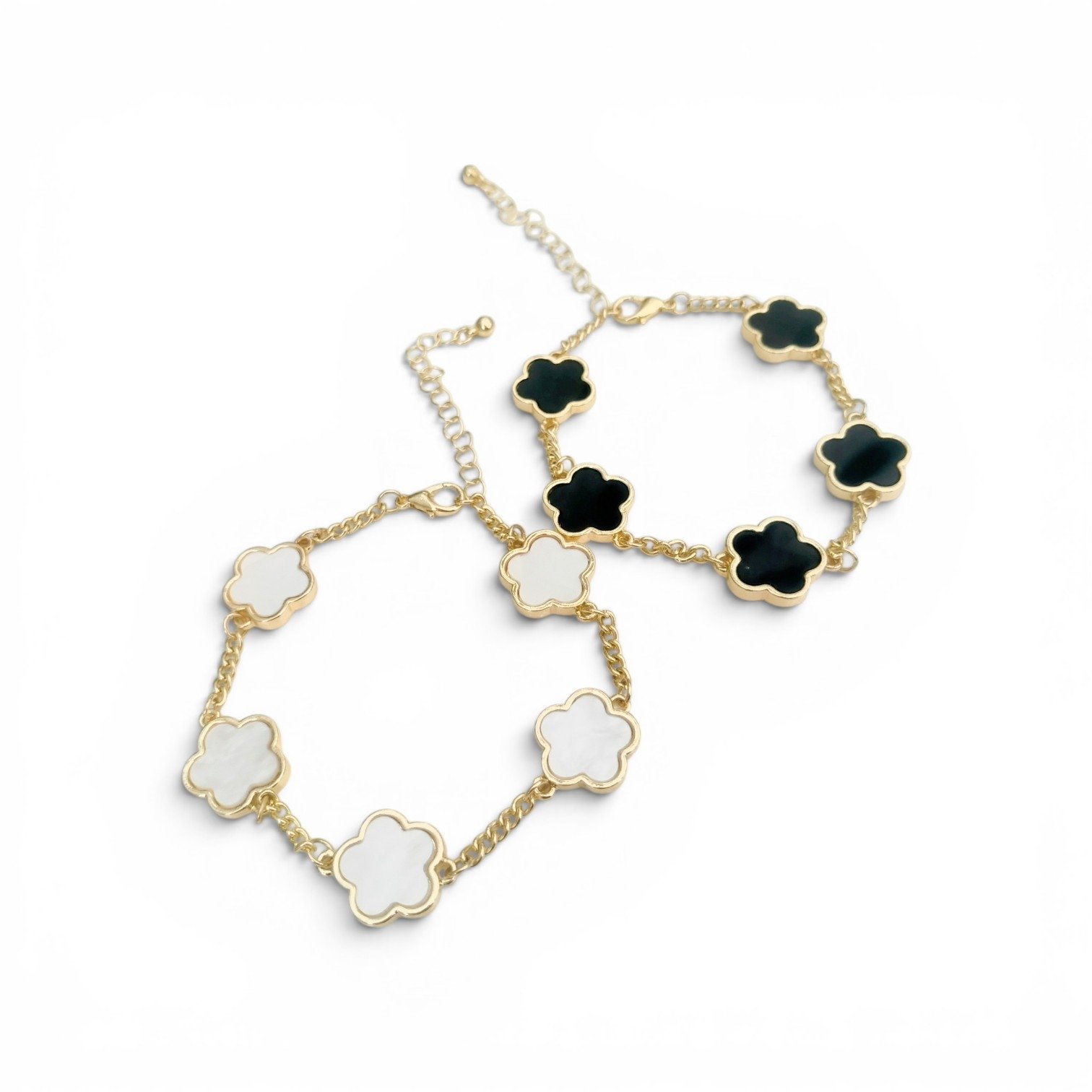 Gold Flower 2pcs Black/white Bracelet.