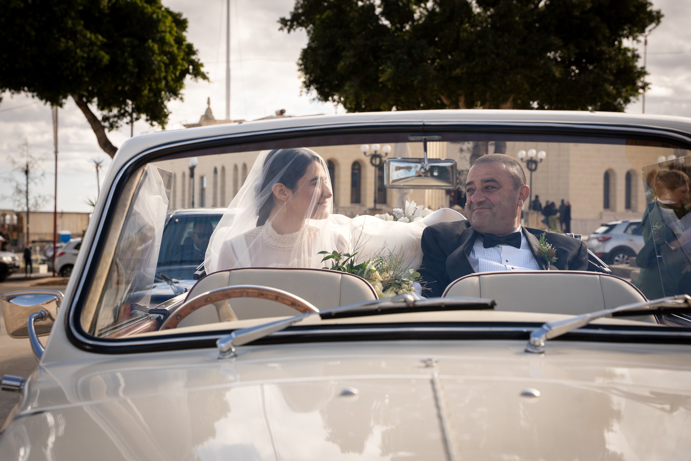 Elisa Zack Wedding Couple Focus Fotos Gozo Malta Ghajnsielem Citadel classic Luke Azzopardi-51.jpg