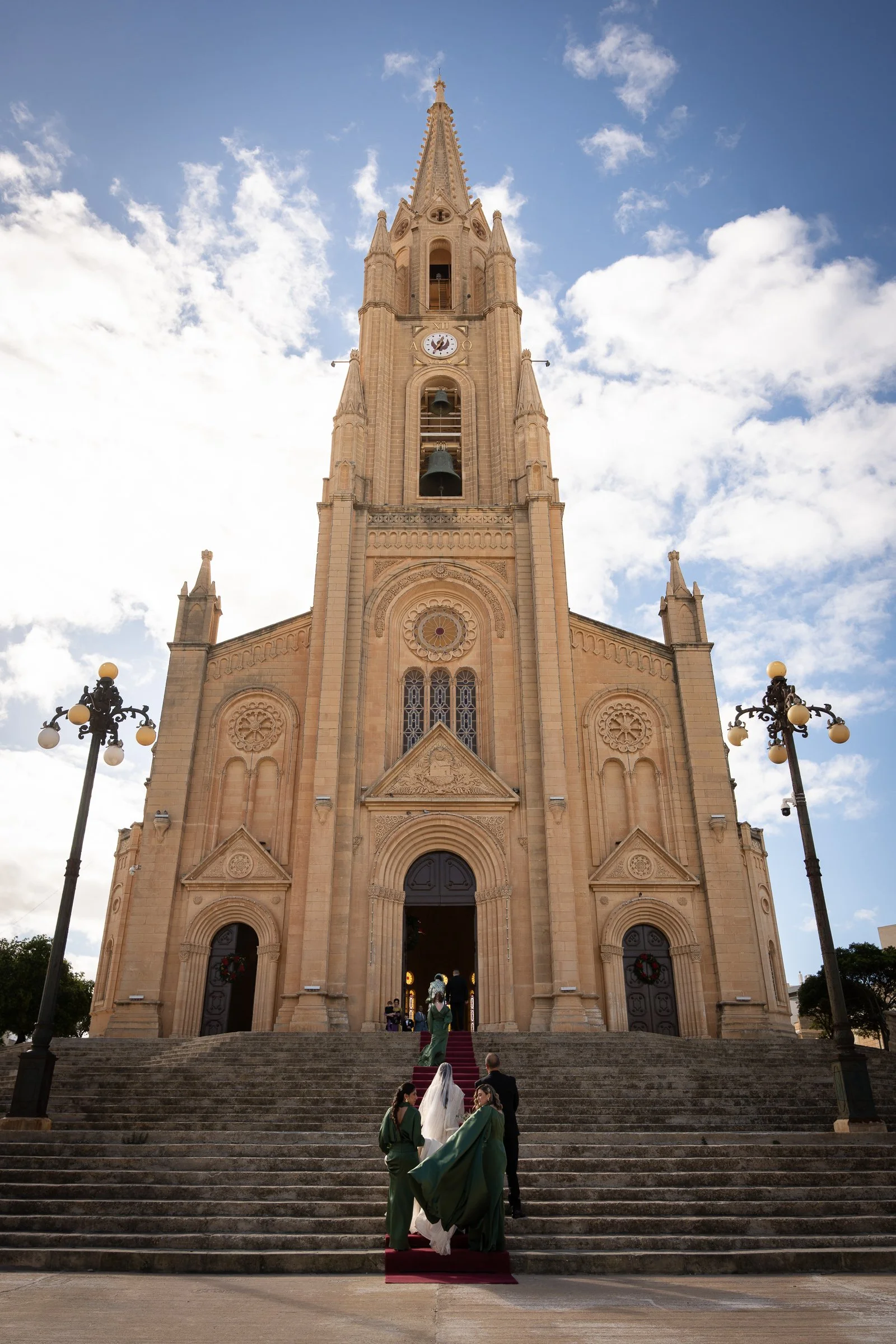 Elisa Zack Wedding Couple Focus Fotos Gozo Malta Ghajnsielem Citadel classic Luke Azzopardi-54.jpg