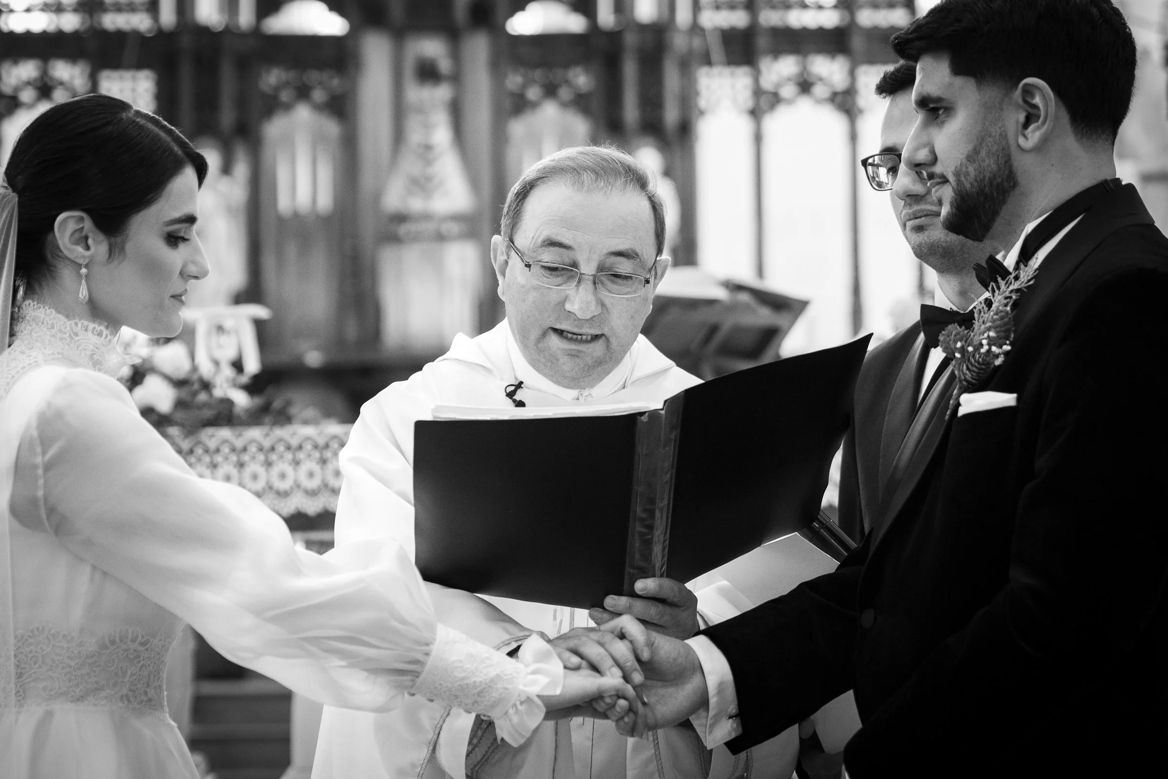 Elisa Zack Wedding Couple Focus Fotos Gozo Malta Ghajnsielem Citadel classic Luke Azzopardi-64.jpg