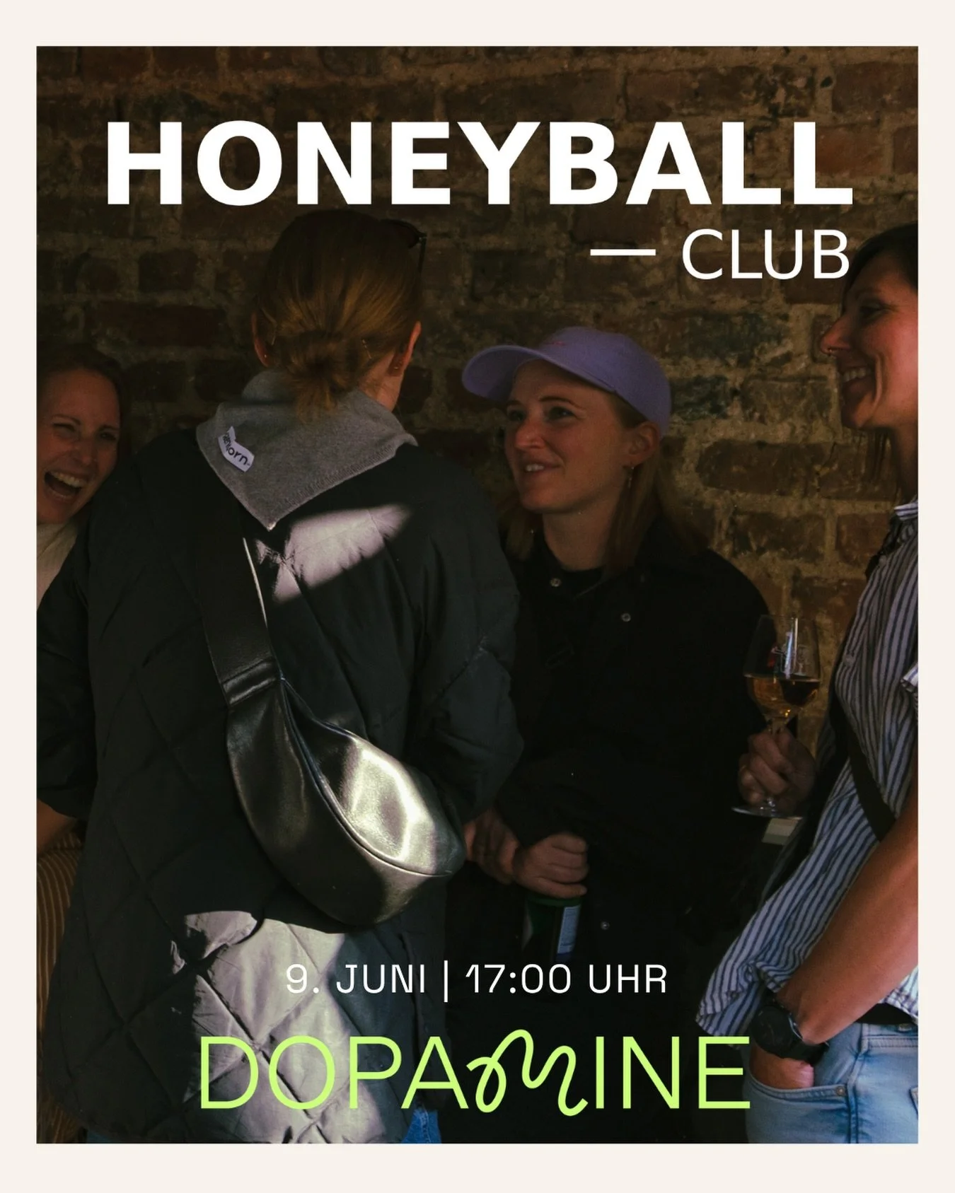 Frauenfu&szlig;ball Watch Party f&uuml;r FLINTA*

Am 9. Juni schauen wir gemeinsam das Frauenfu&szlig;ball WM-Quali Spiel Slowenien vs. Deutschland. Wir laden euch herzlich ein danach zur After-Match-Party zu bleiben.

📍 Dopamine Concept Store &amp;