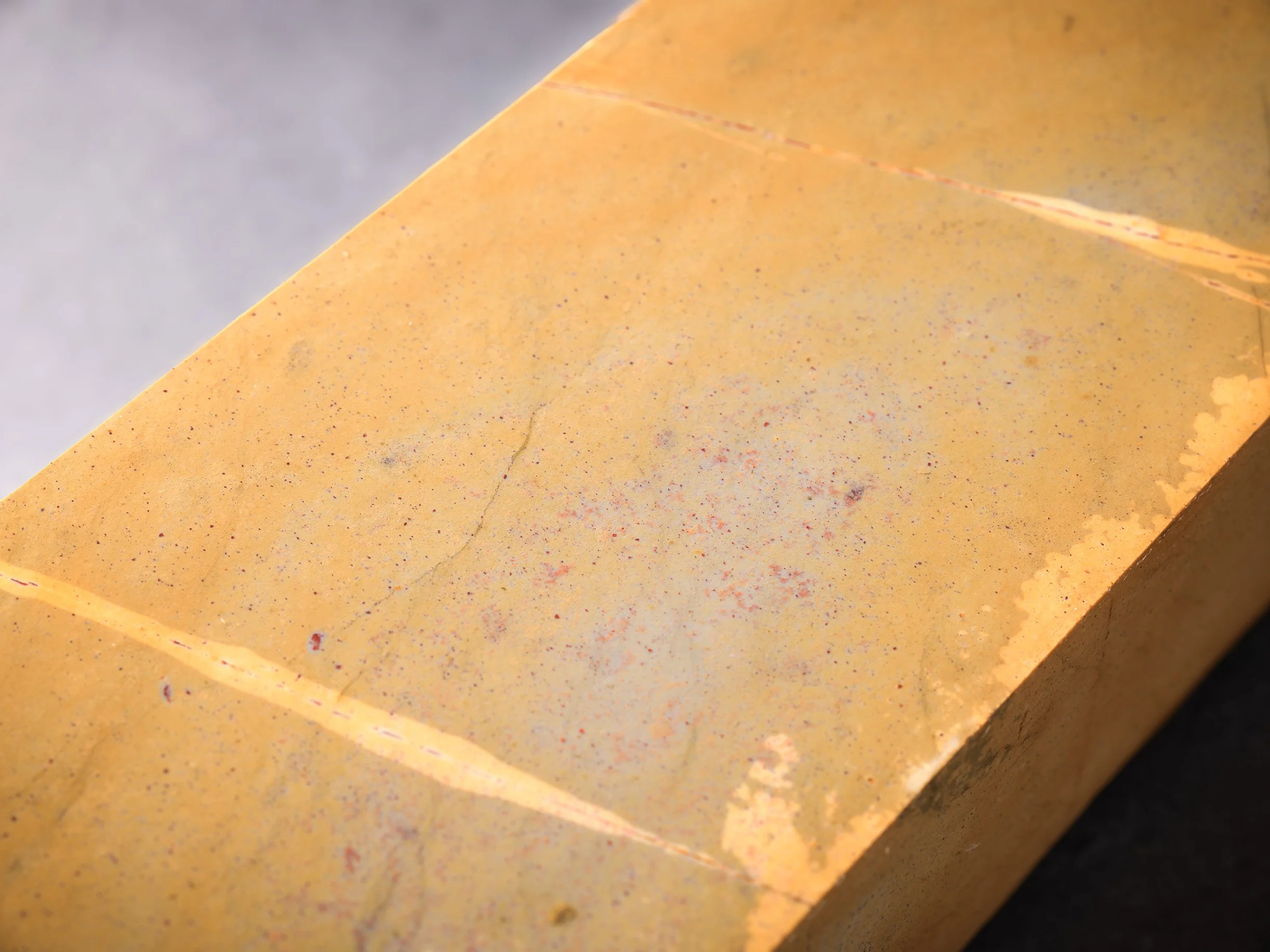 Ohira suita_bench-stone_wet4.jpg