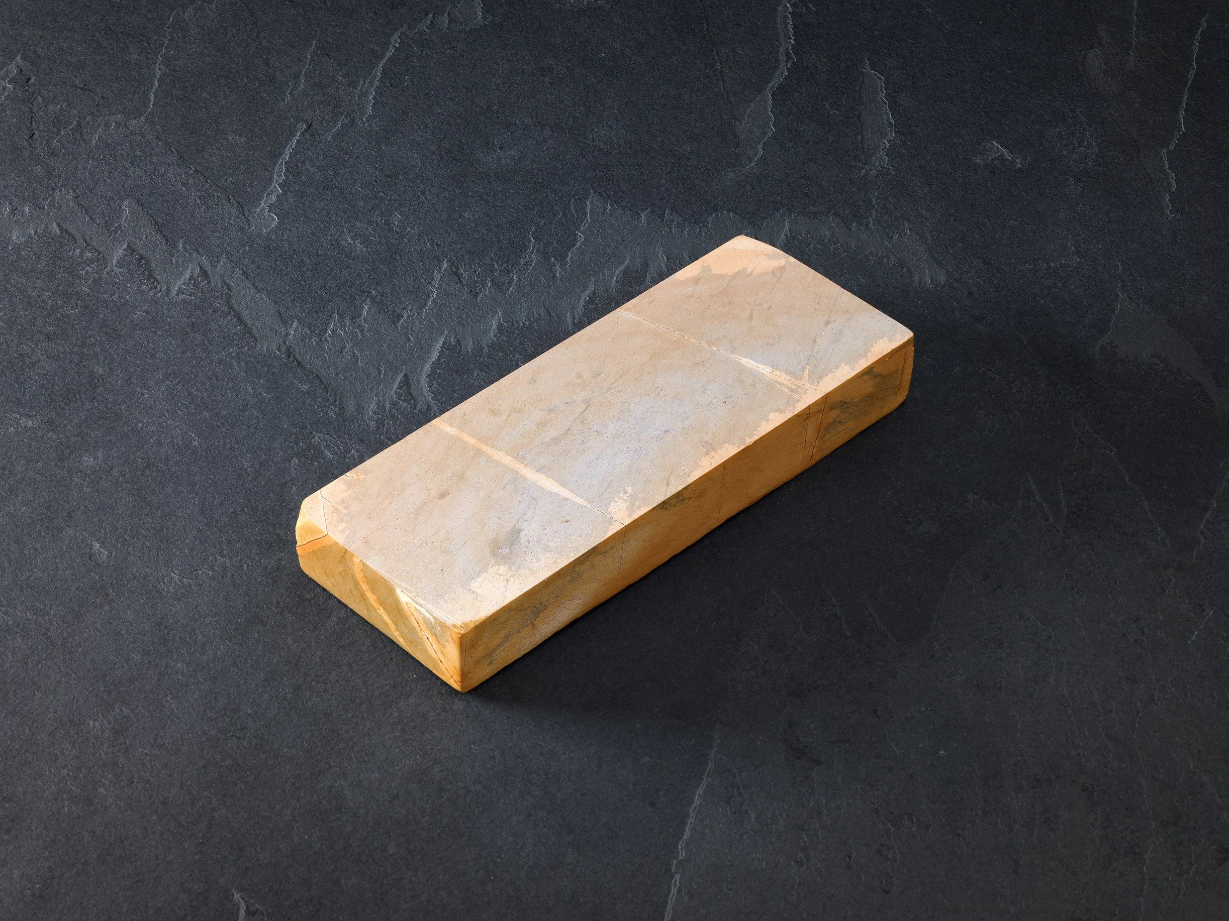 Ohira suita_bench-stone_dry1.jpg