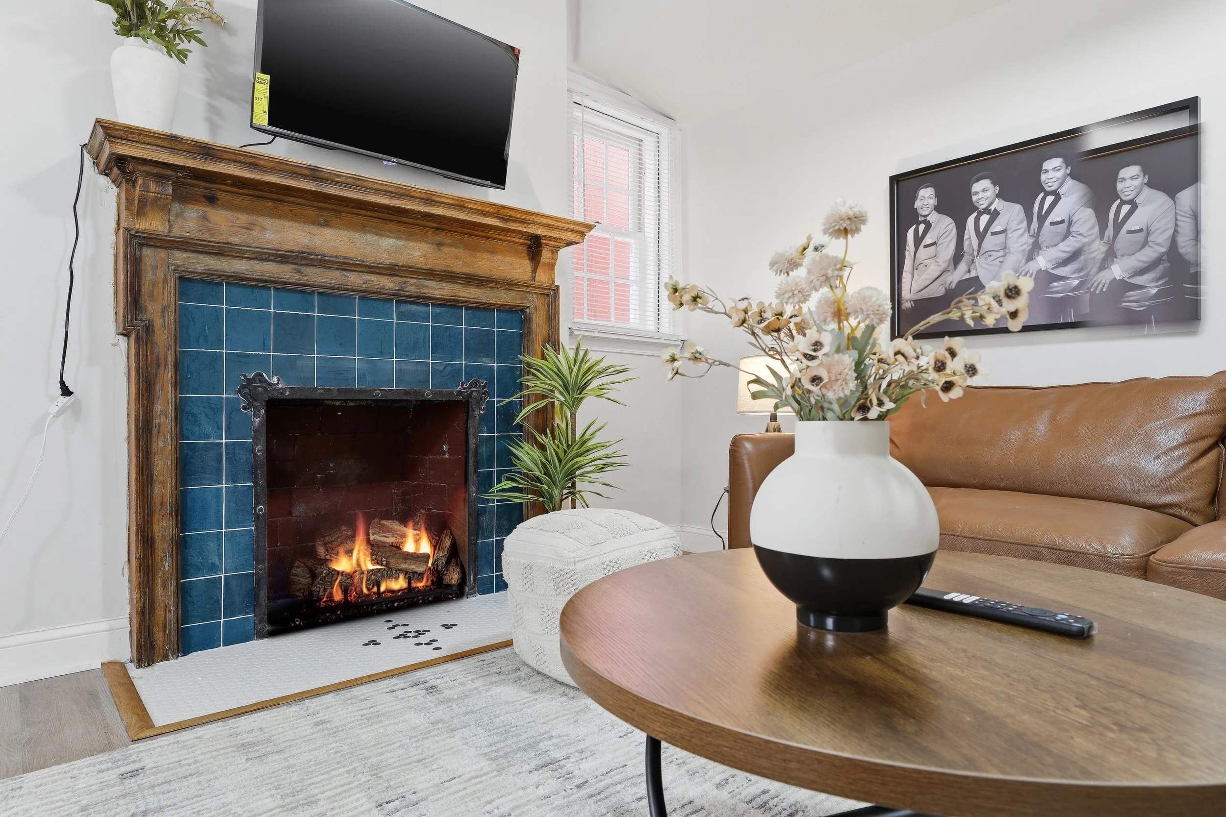 38_4635 john r st-38.jpg