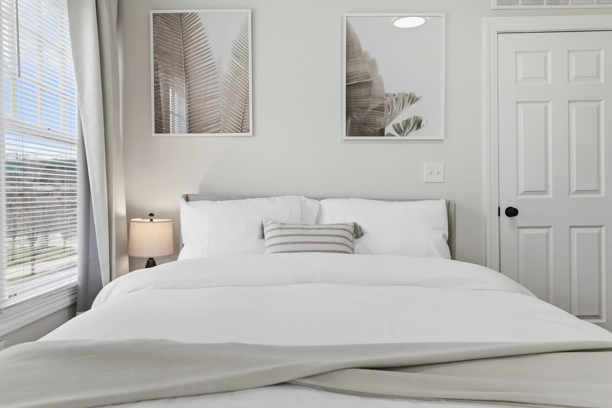 58_4635 john r st-58.jpg