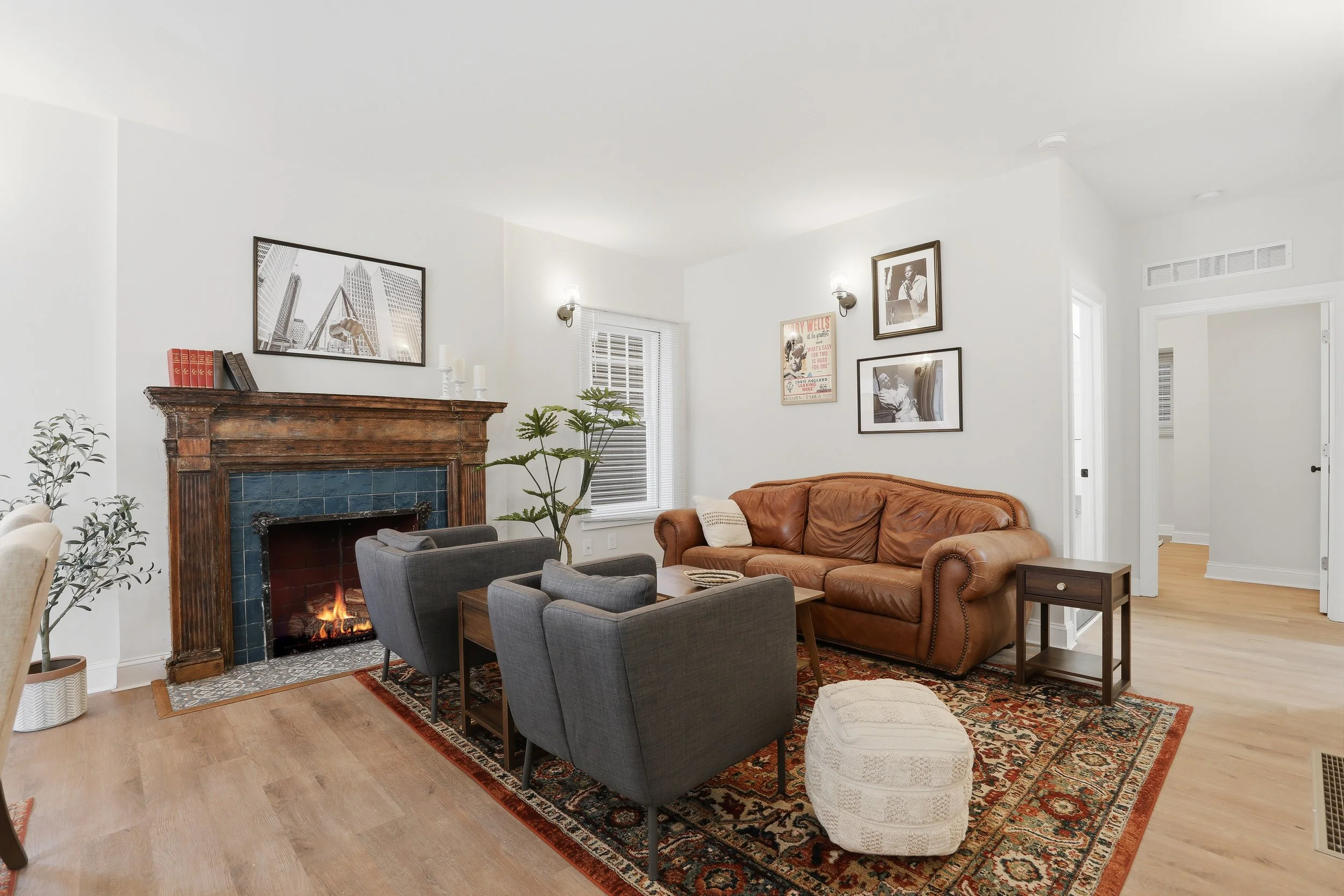 8_4635 john r st-8.jpg