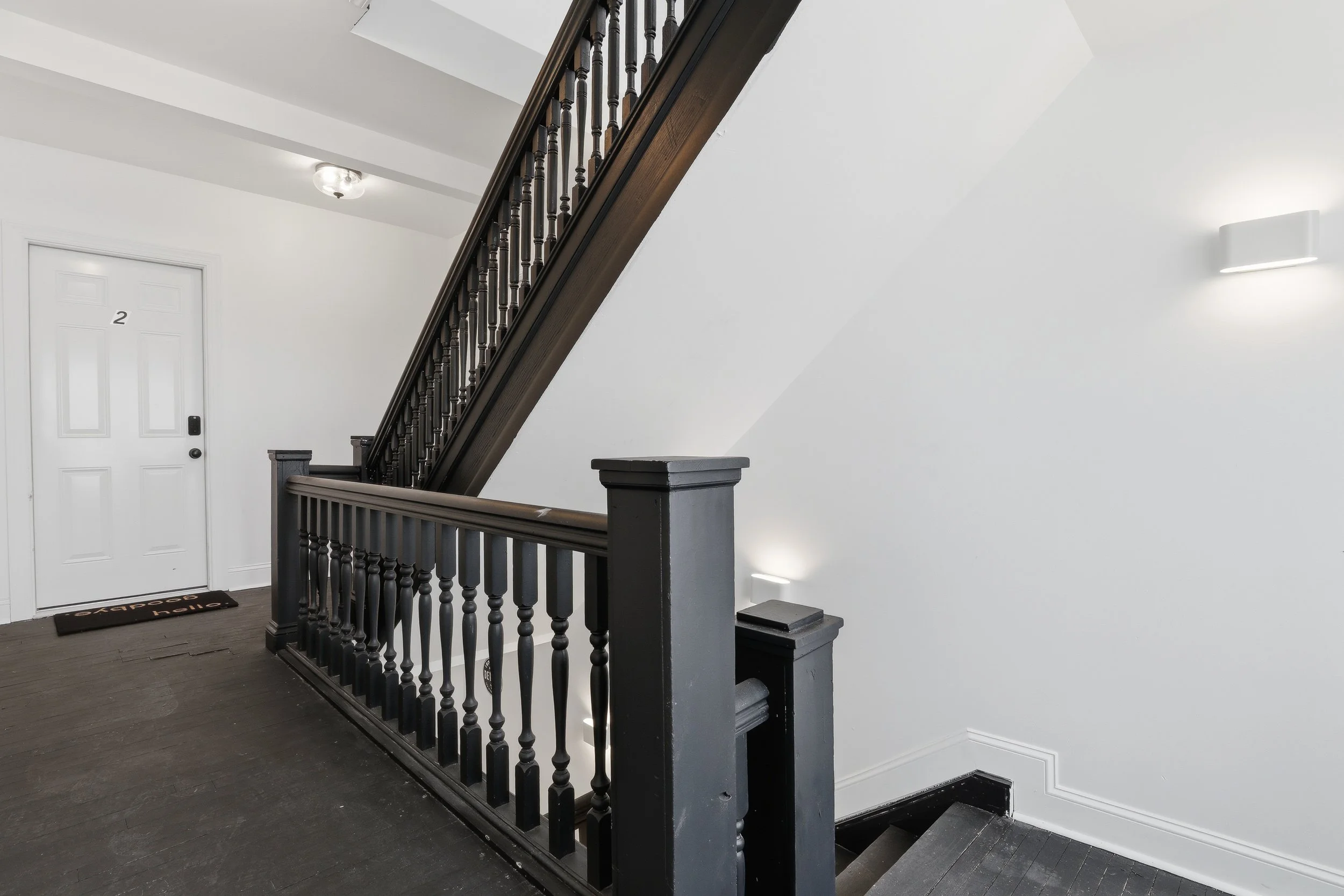 32_4635 john r st-32.jpg