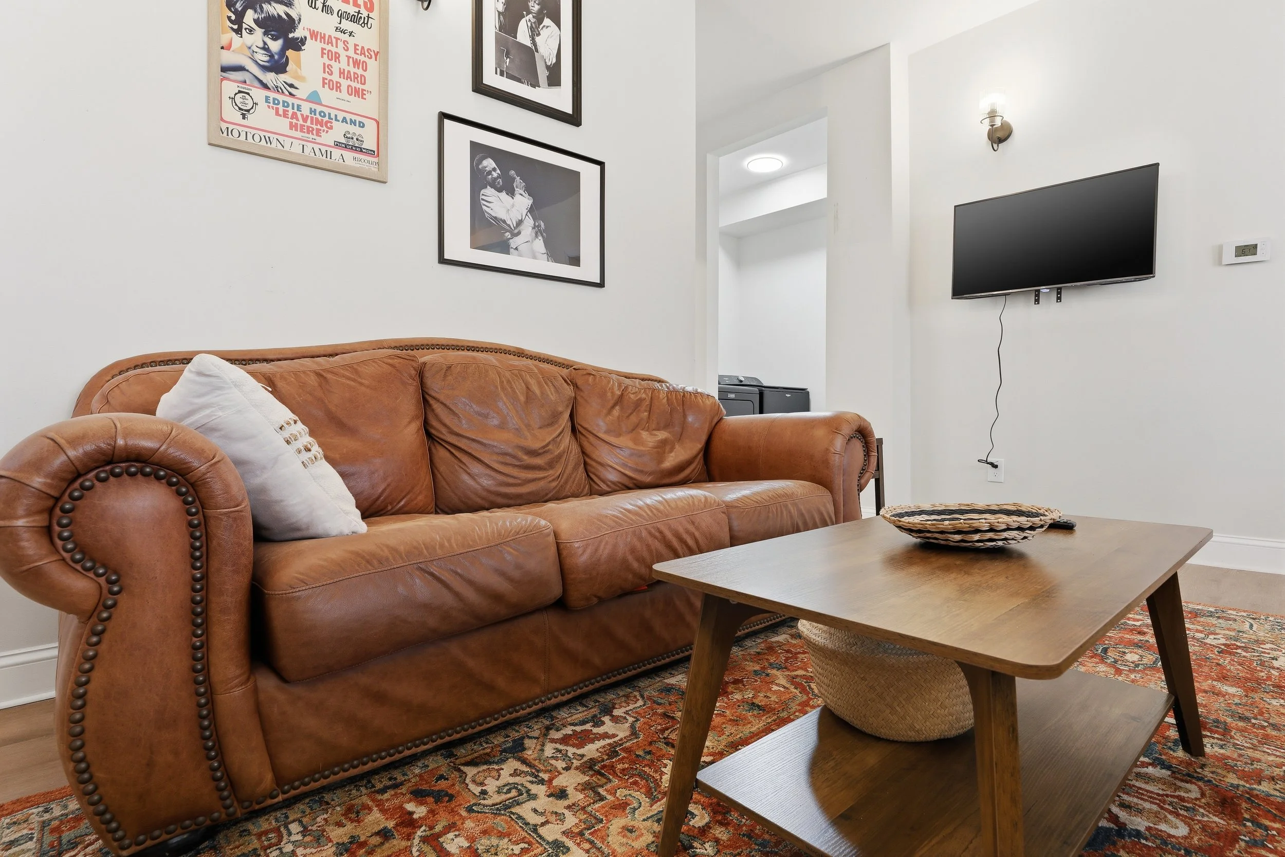 13_4635 john r st-13.jpg