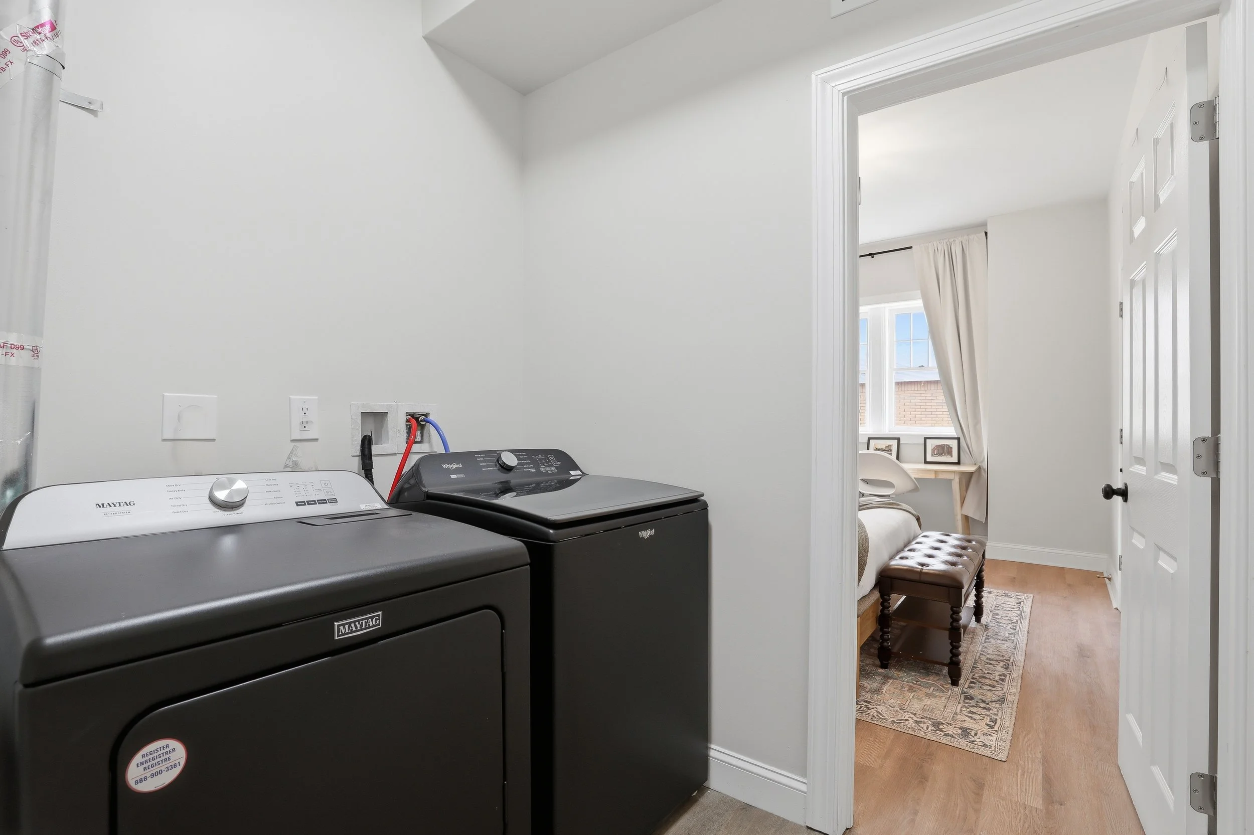 25_4635 john r st-25.jpg