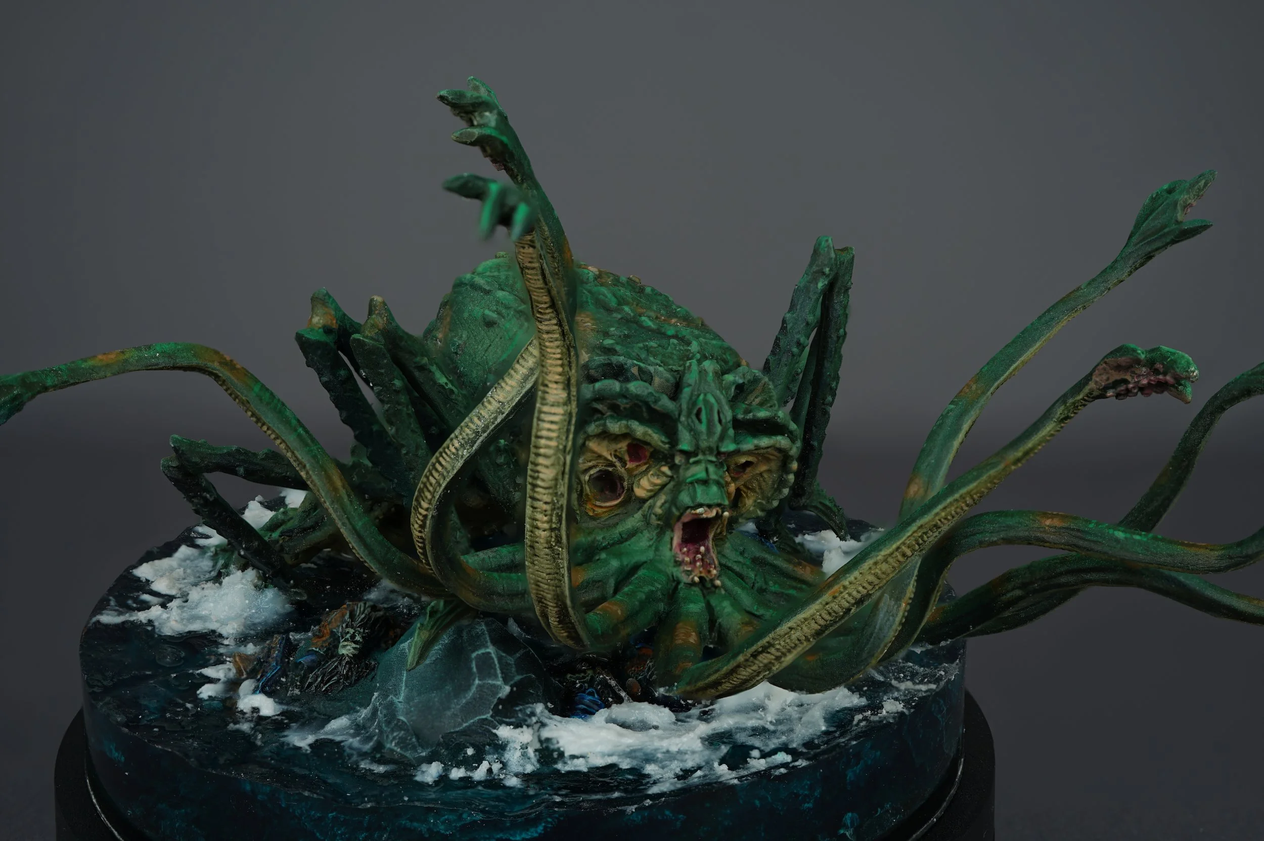 Watcher_in_the_Water_Focus.jpg